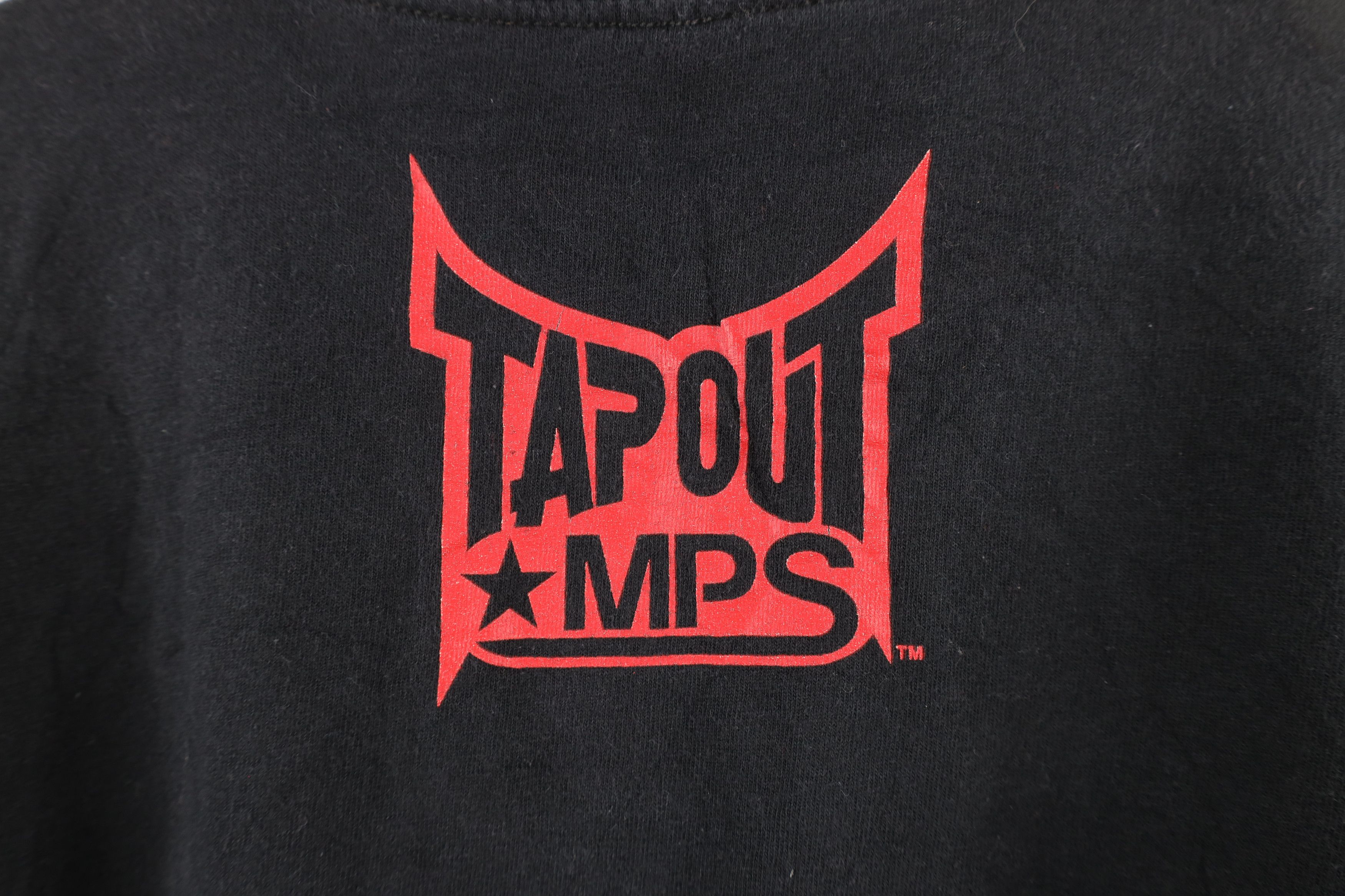 Vintage Tapout Out Skull Warrior MMA UFC Fighting T-Shirt