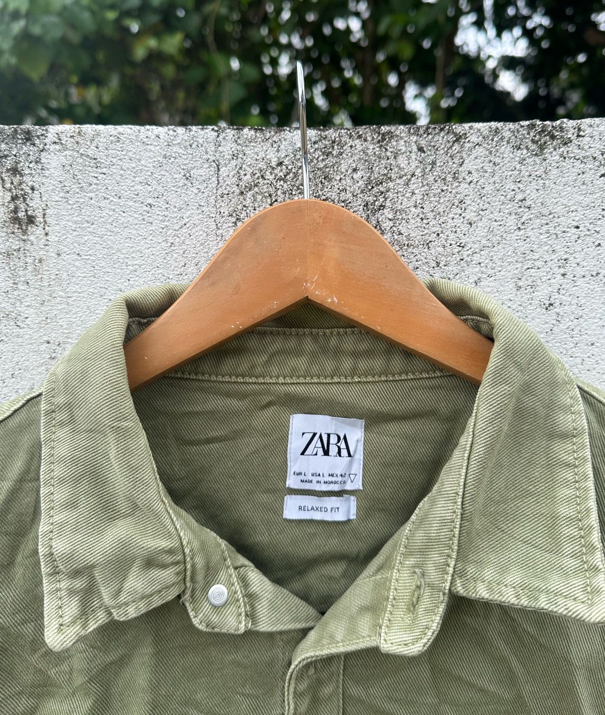 Zara Zara button shirts relaxed fit Size US L / EU 52-54 / 3 - 2 Thumbnail