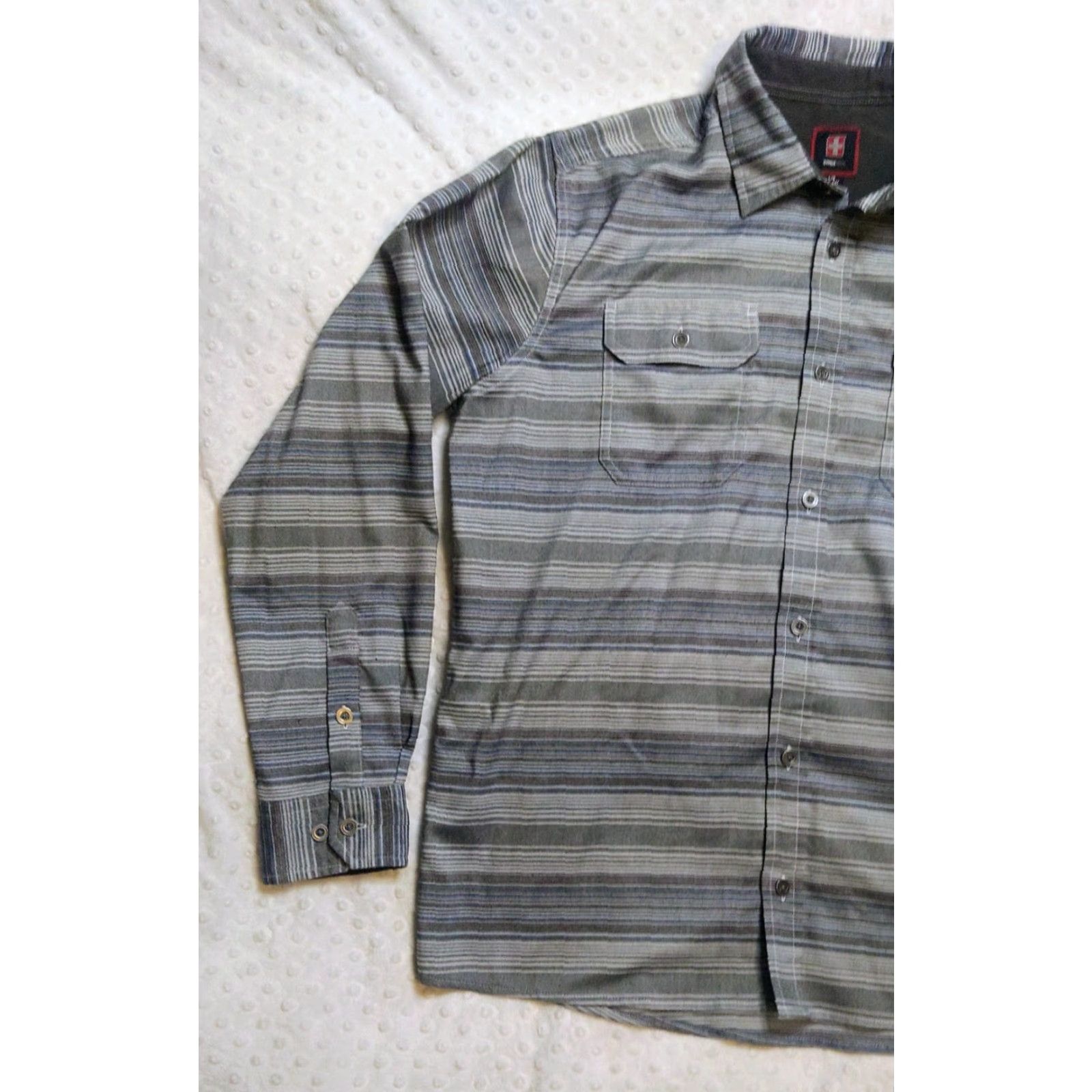 Vintage Swiss Tech Mens Shirt Button-Up Long Sleeve Gray Striped Large 42-44 Casual All Seasons Pockets 2 Chest Pockets Regular Fit Mens Size US L / EU 52-54 / 3 - 3 Thumbnail