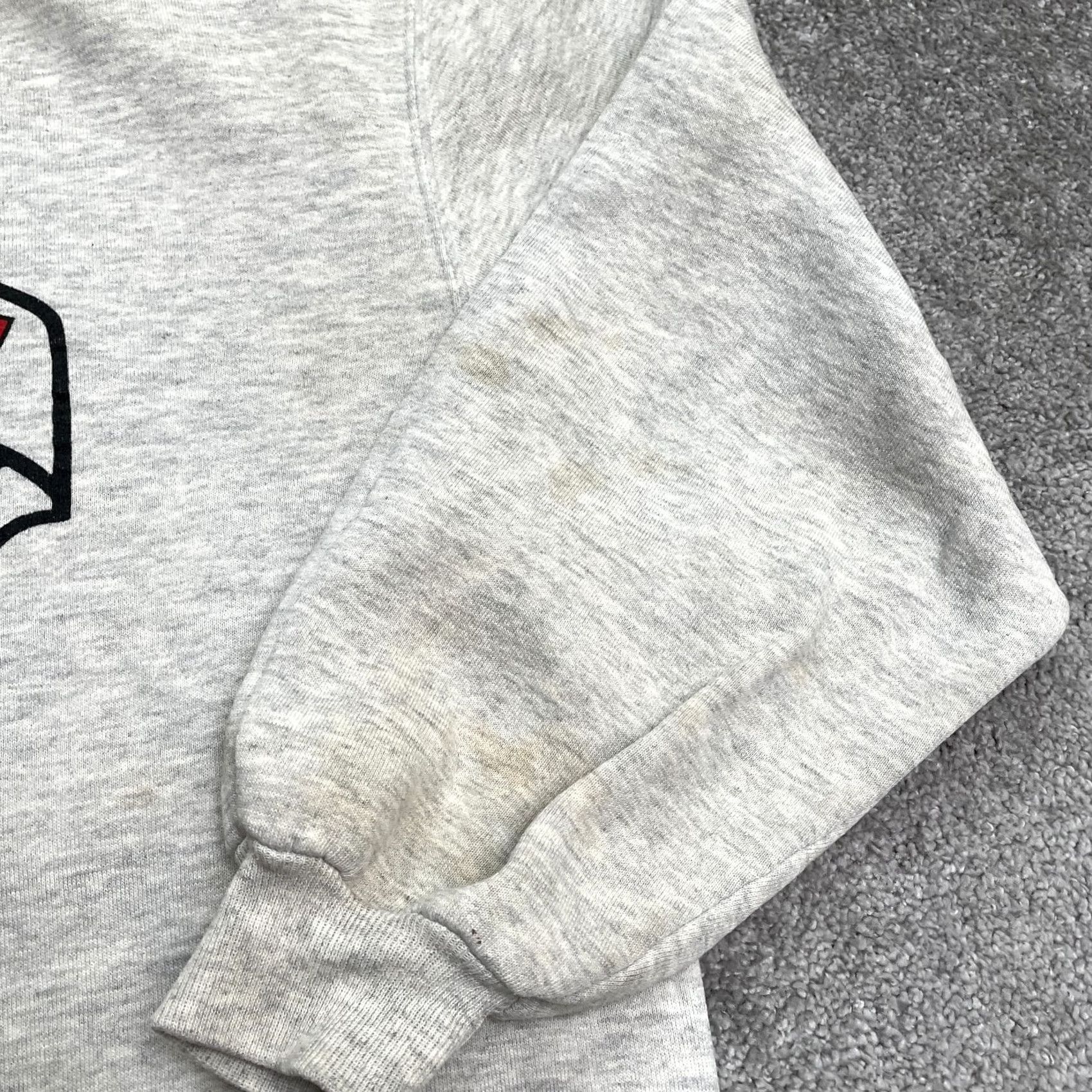 Russell Athletic VINTAGE Russell Athletic Graphic Pullover Sweatshirt Unisex Large Gray Crew Neck Sweatshirt Men’s Regular Fit 90s Outdoor Adventure Logo Print Size US L / EU 52-54 / 3 - 7 Thumbnail