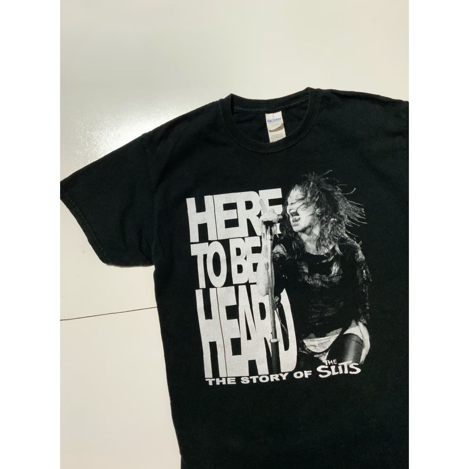 Gildan Here To Be Heard The Story Of The Slits Punk Rock Band Graphic Black T-Shirt M Mens Brand Gildan Size M Color Black Size US M / EU 48-50 / 2 - 3 Thumbnail