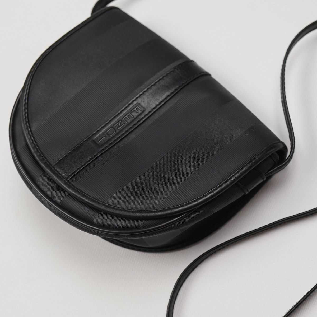 Fendi Fendi Vintage Black Half Moon Pequin Bag Mint Rare Size ONE SIZE - 3 Thumbnail