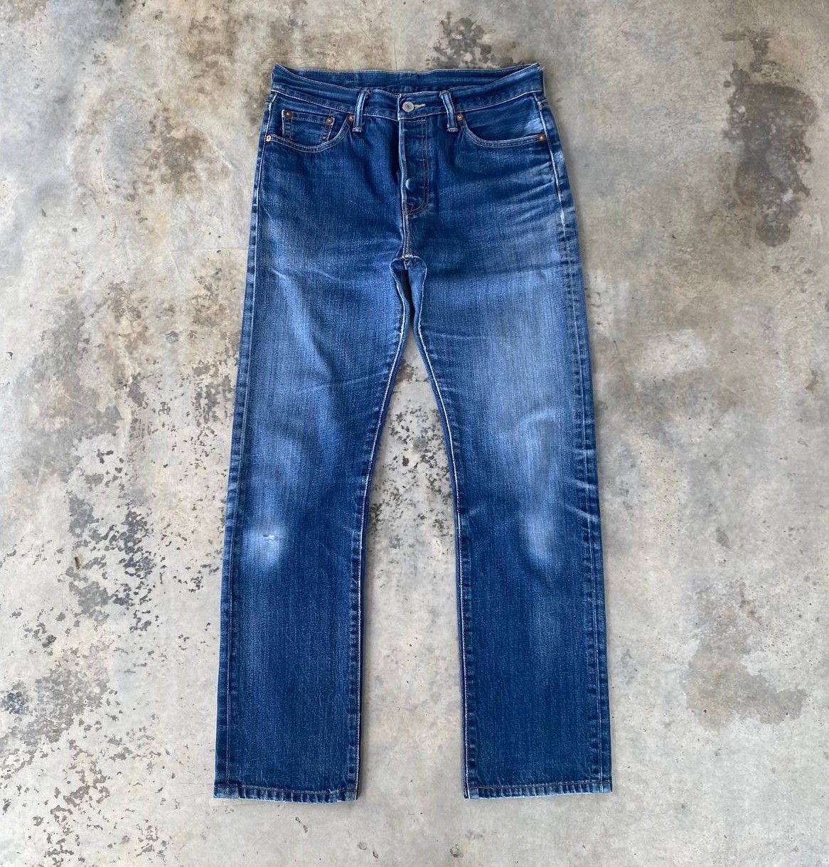 Levi's Vintage Clothing W30X30 VINTAGE LEVIS 501 FADED BLUE Size US 30 / EU 46 - 1 Thumbnail