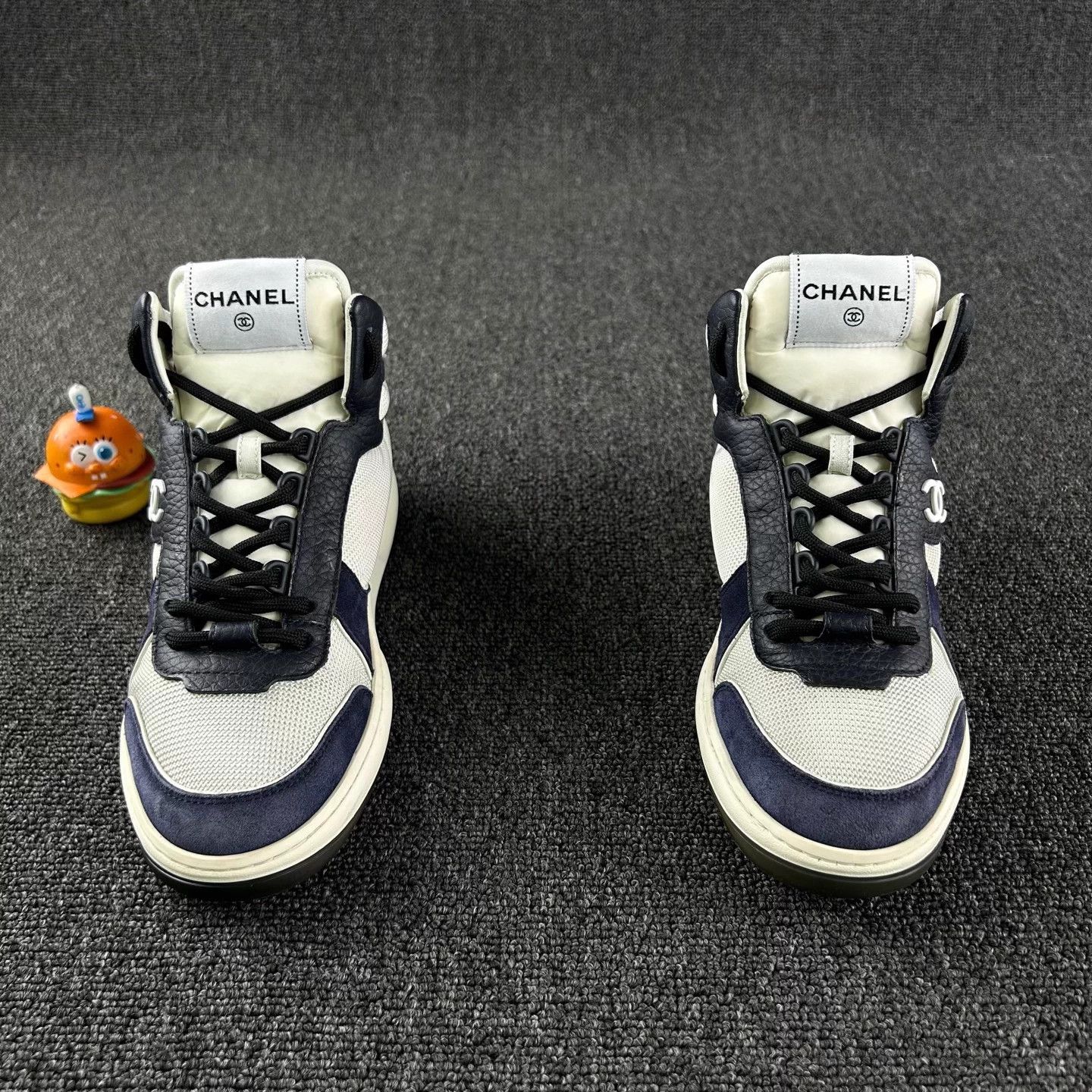 Chanel Chanel Blue White Classic CC Casual Sneakers Size US 6 / IT 36 - 2 Thumbnail