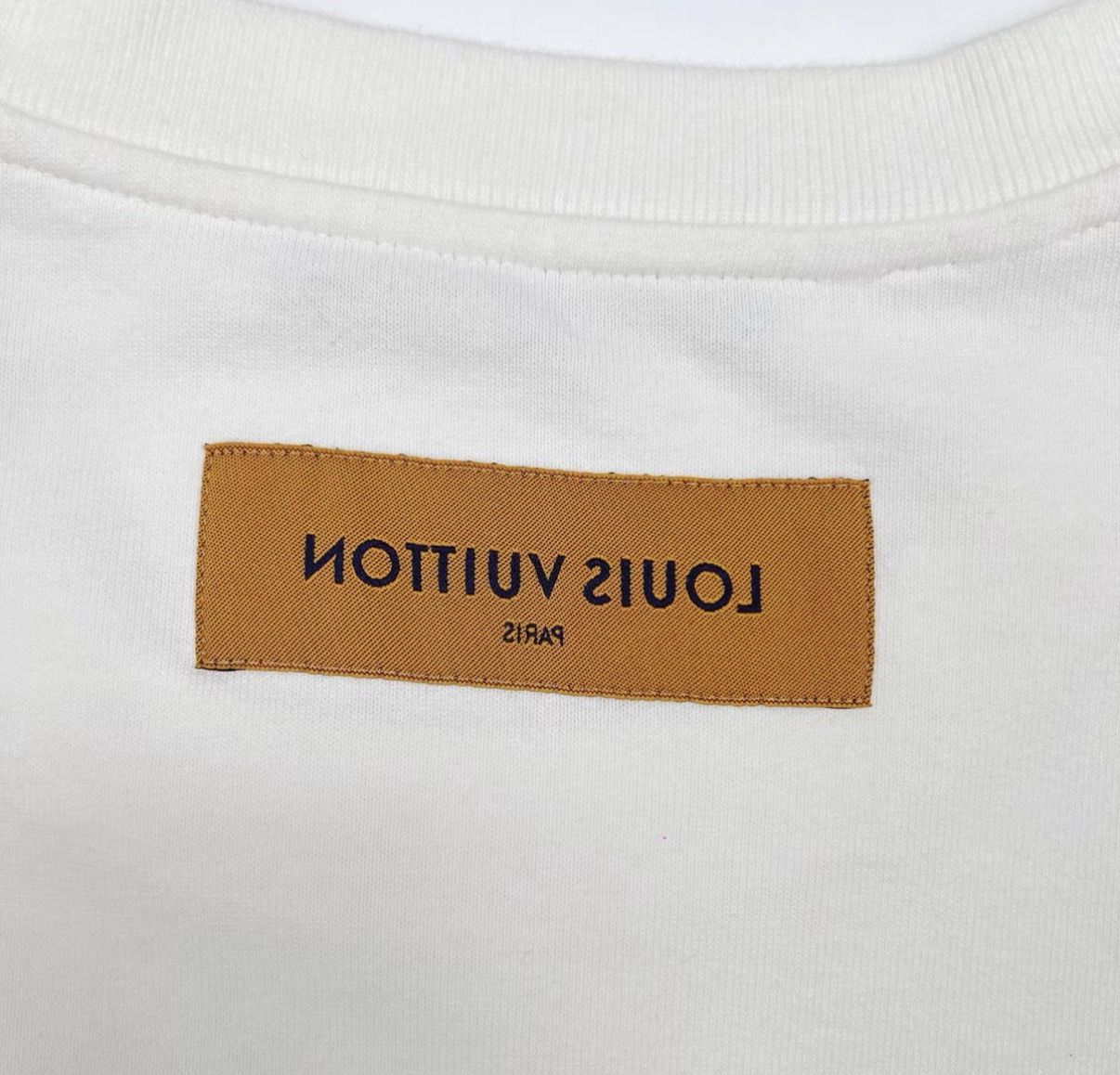 Louis Vuitton Louis Vuitton Embroidered Crew Neck Short Sleeve K12 Size US M / EU 48-50 / 2 - 4 Thumbnail