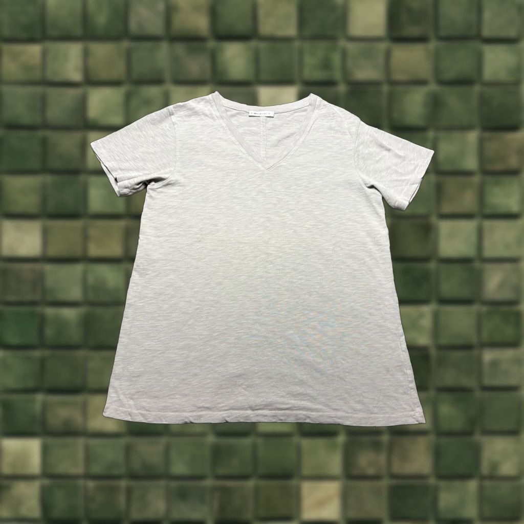 Vintage American Giant Shirt Womens Large Gray V Neck Short Sleeve Supima Cotton USA T-Shirt Solid Basic All Seasons Breathable Lightweight Classic Size L / US 10 / IT 46 - 1 Thumbnail
