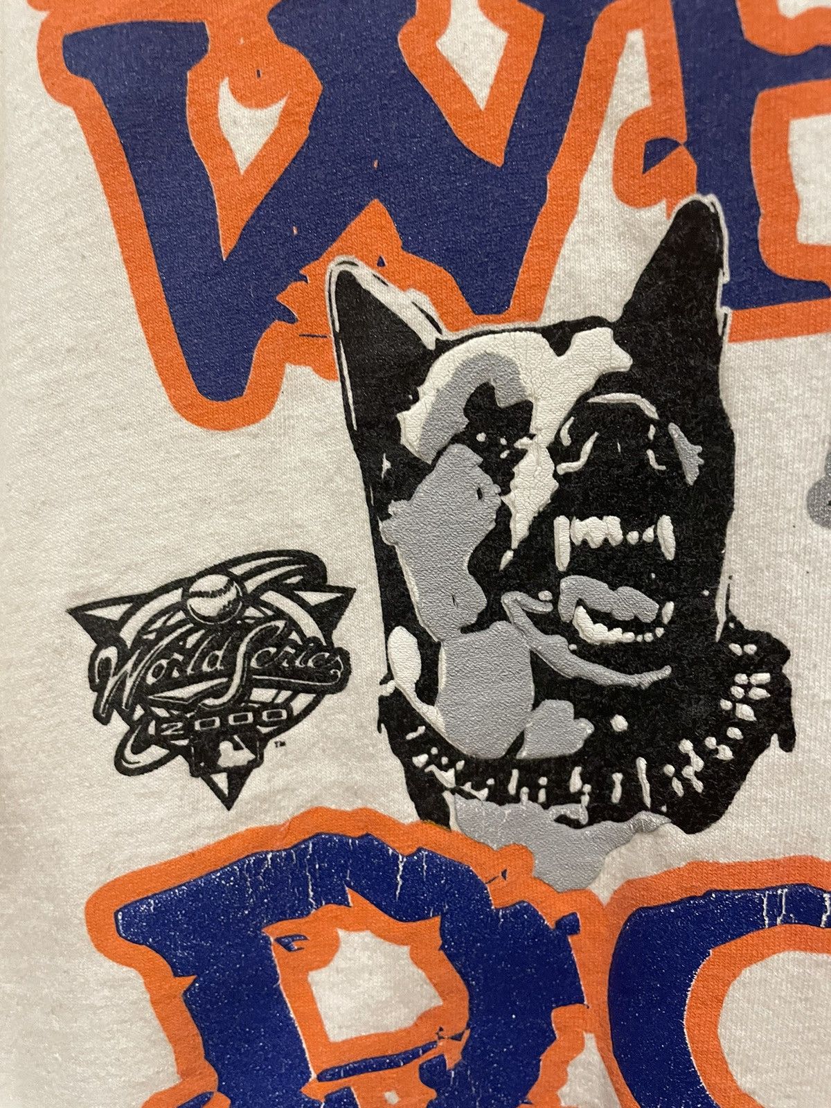 Vintage Mets 2000 World Series “Who Let the Dogs Out” Tee Size US XL / EU 56 / 4 - 4 Thumbnail