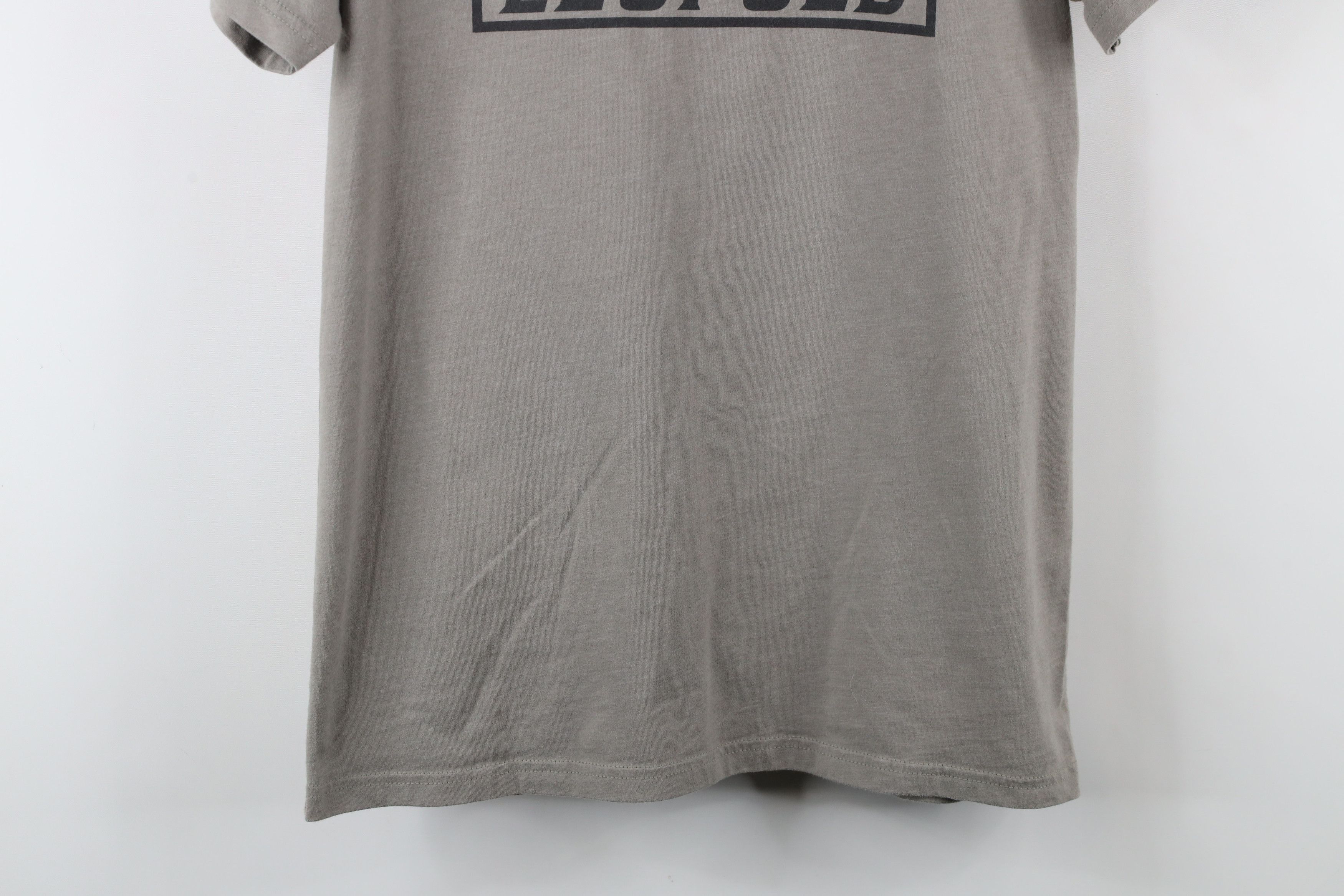 Vintage Vintage Y2K Leupold Stevens Tactical Gun Sights T-Shirt Size US M / EU 48-50 / 2 - 3 Thumbnail