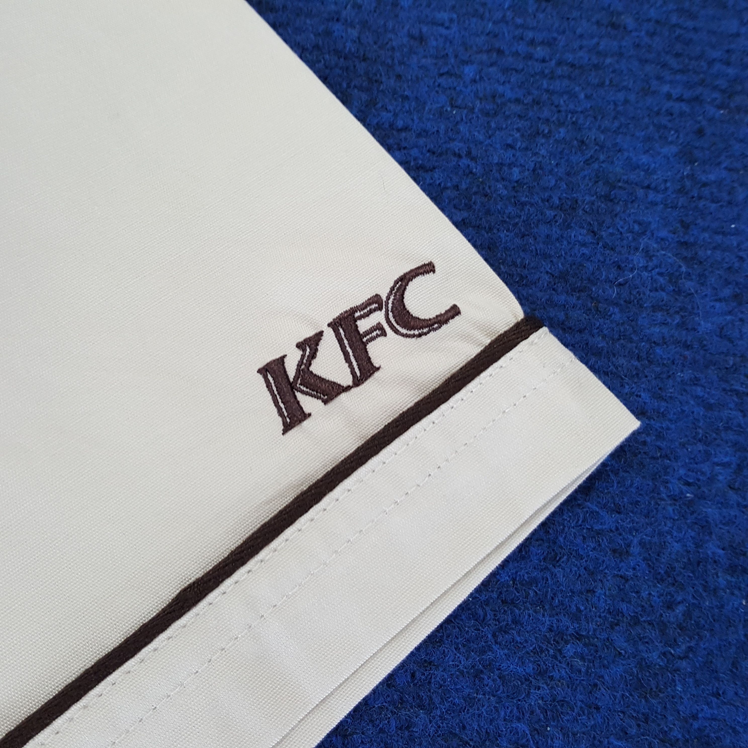 Vintage Vintage KFC x Pizza Hut Staff Uniform Work Shirt Size US M / EU 48-50 / 2 - 10 Thumbnail