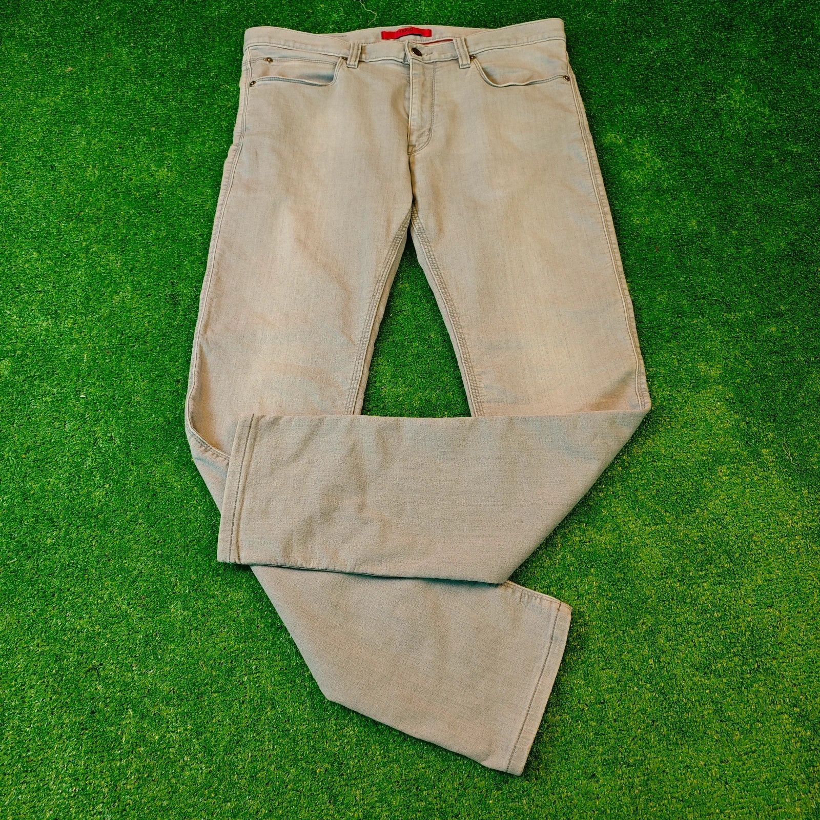 Hugo Boss Hugo Boss Jeans Mens 33x34 gray slim zip fly denim pants Size US 33 - 2 Thumbnail
