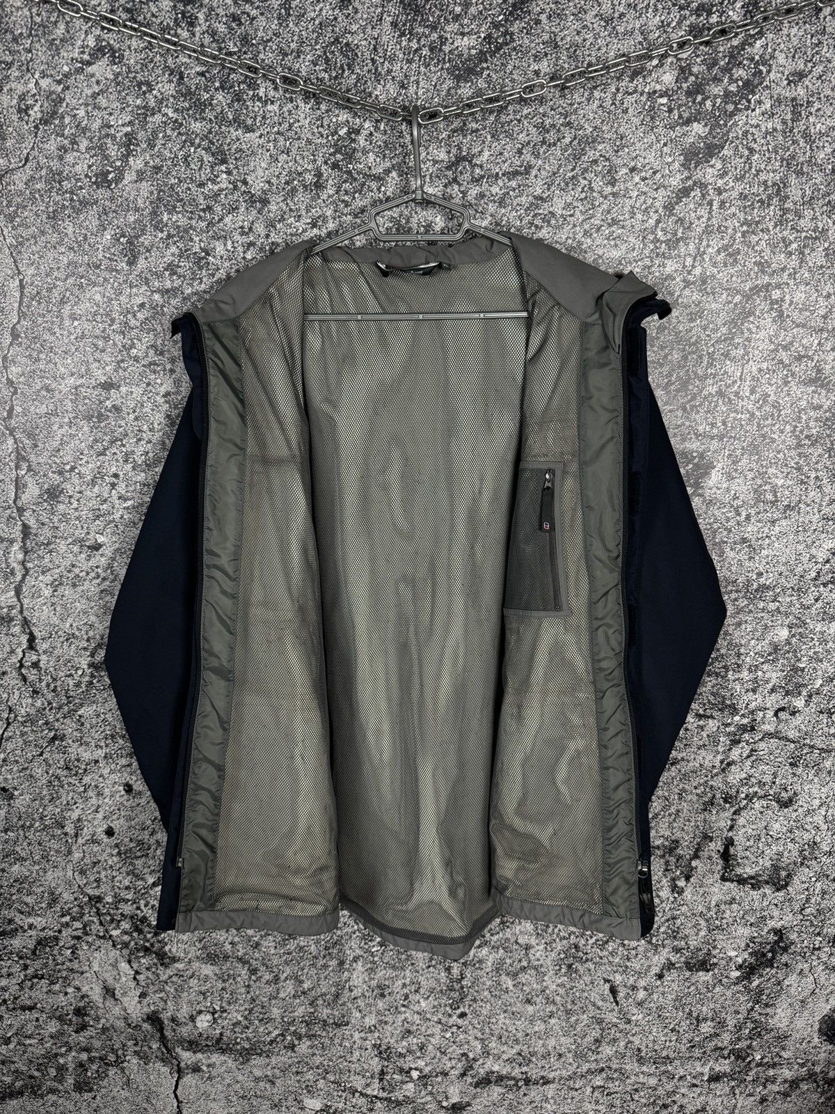 Berghaus Berghaus AQ2 Nylon Jacket Windbreaker 4 Pockets Outdoor XL Size US XL / EU 56 / 4 - 9 Thumbnail