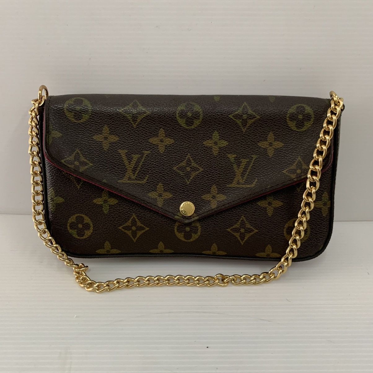 Louis Vuitton Louis Vuitton Monogram Pochette Bag Size ONE SIZE - 1 Thumbnail