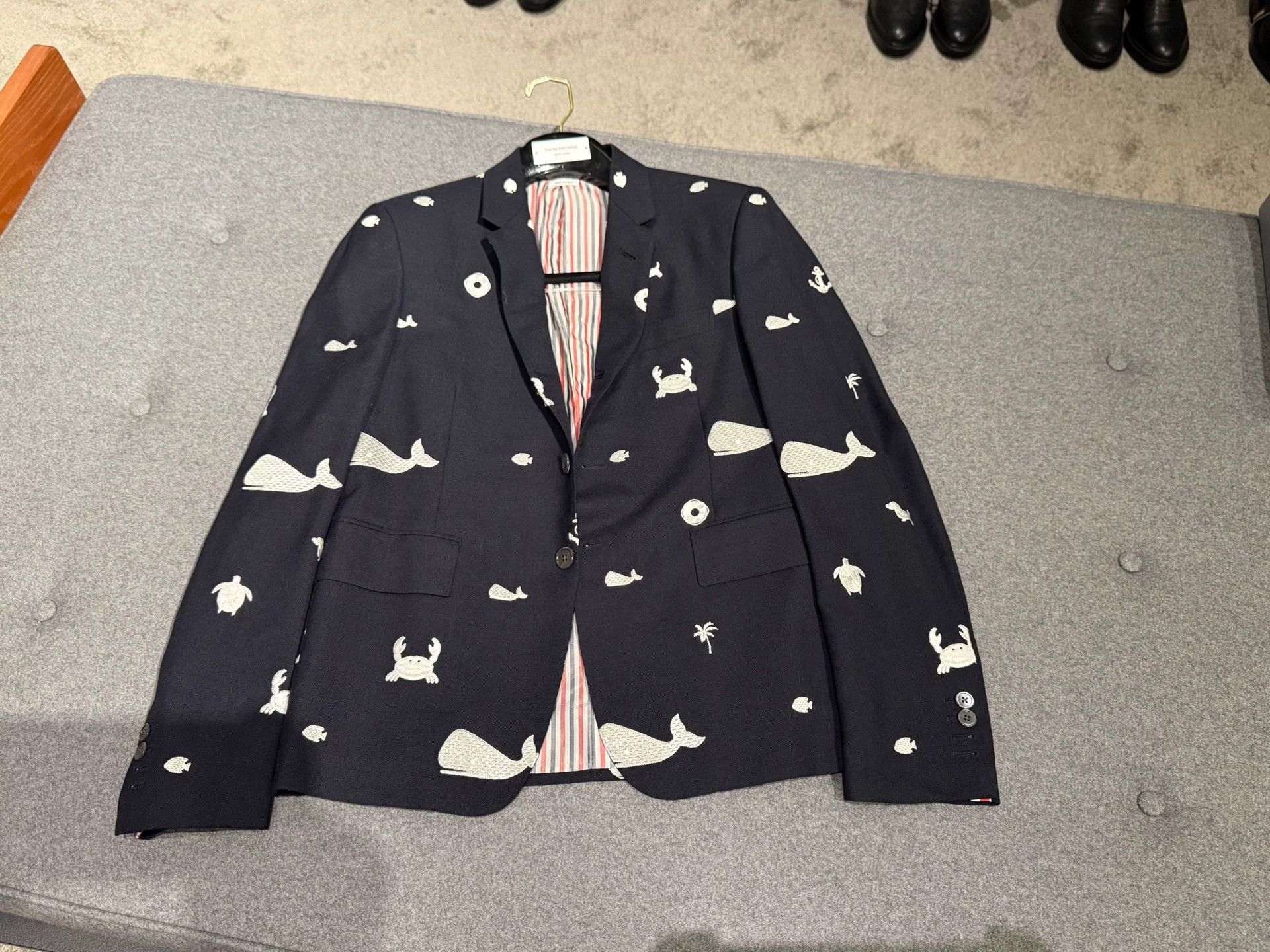 Thom Browne Thom Browne Rare Ocean Embroidered Slim Navy Suit Size US L / EU 52-54 / 3 - 3 Thumbnail