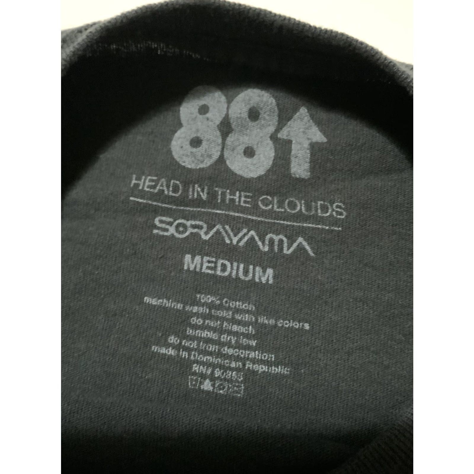 Vintage VINTAGE 88 Rising X Sorayama Head In The Clouds HITC II Black Graphic S/S T-Shirt Sz. M Mens Medium Graphic, Black Size US M / EU 48-50 / 2 - 6 Thumbnail