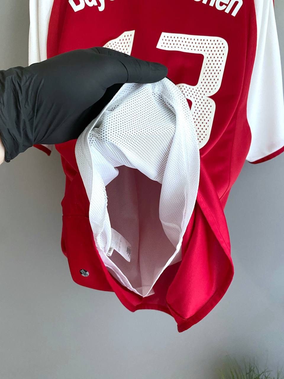 Adidas Adidas FC Bayern Munich 2003/2004 Home Football Jersey #13 BALLACK, Size M Size US M / EU 48-50 / 2 - 14 Thumbnail