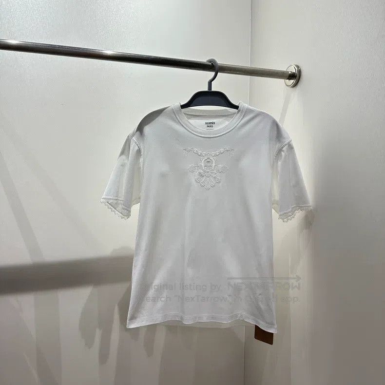 Hermes Hermes Lace Cut-Out Short Sleeve T-Shirt Size XS / US 0-2 / IT 36-38 - 1 Thumbnail