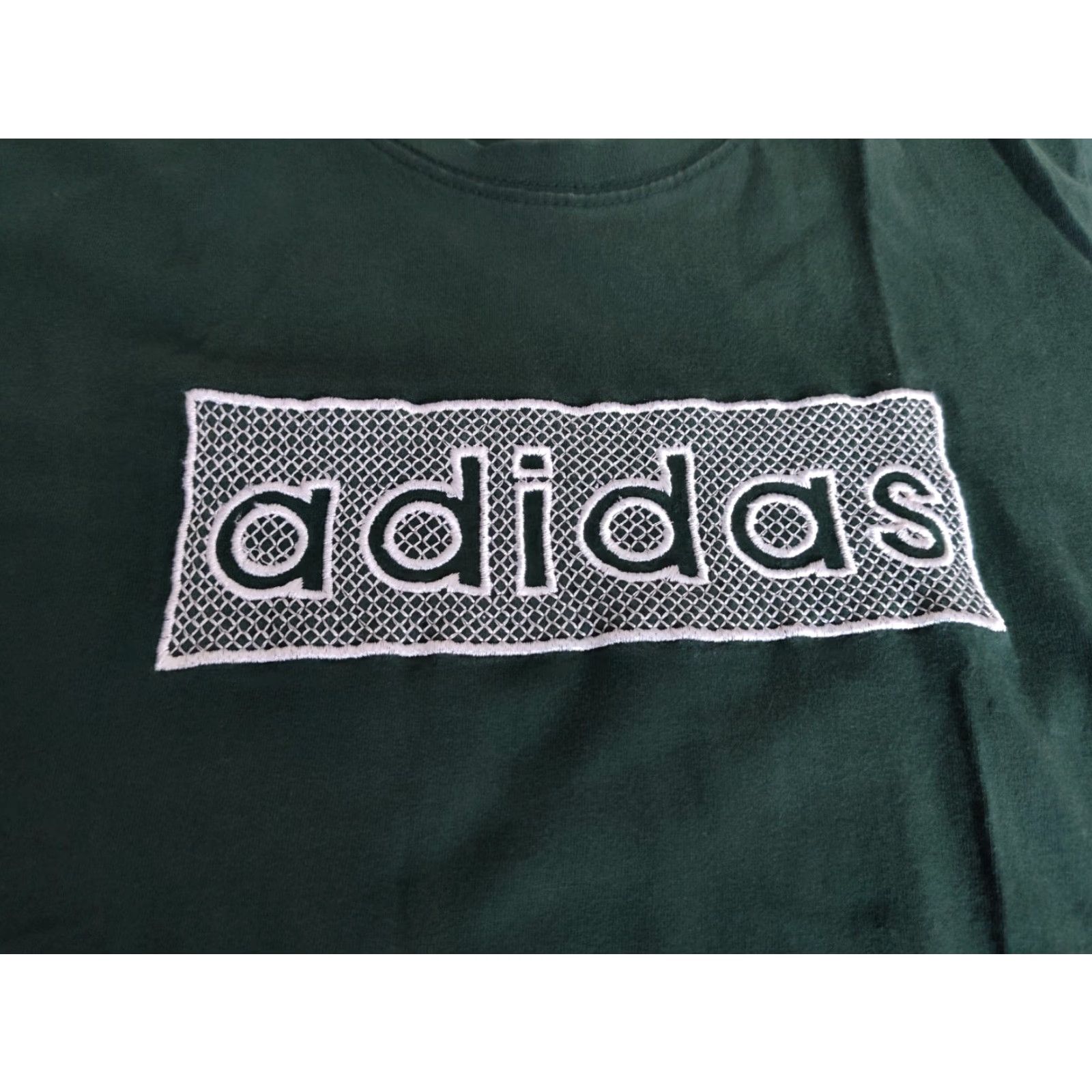 Adidas VINTAGE Adidas T-Shirt Unisex Adult Medium Green 90s Y2K Embroidered Sports Size US M / EU 48-50 / 2 - 2 Thumbnail