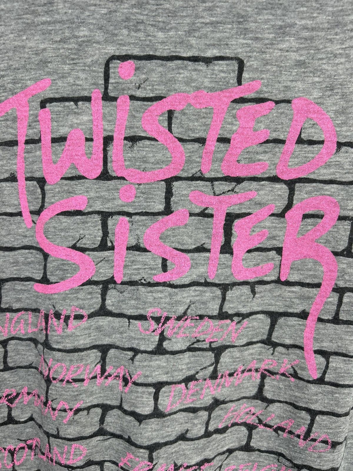 Band Tees × Vintage Vintage 1986 Twisted Sister Come Out And Play Tour Tee Size US S / EU 44-46 / 1 - 18 Thumbnail