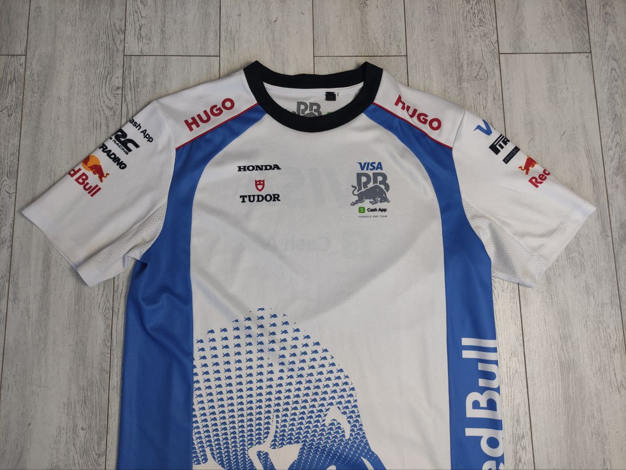 Hugo Boss HUGO VCARB Formula 1 Racing Team Shirt Size XL Size US XL / EU 56 / 4 - 2 Thumbnail