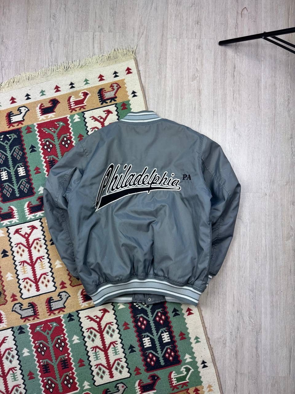 Japanese Brand × Vintage Vintage Philadelphia PA Y2K Bomber Jacket Size US L / EU 52-54 / 3 - 2 Thumbnail
