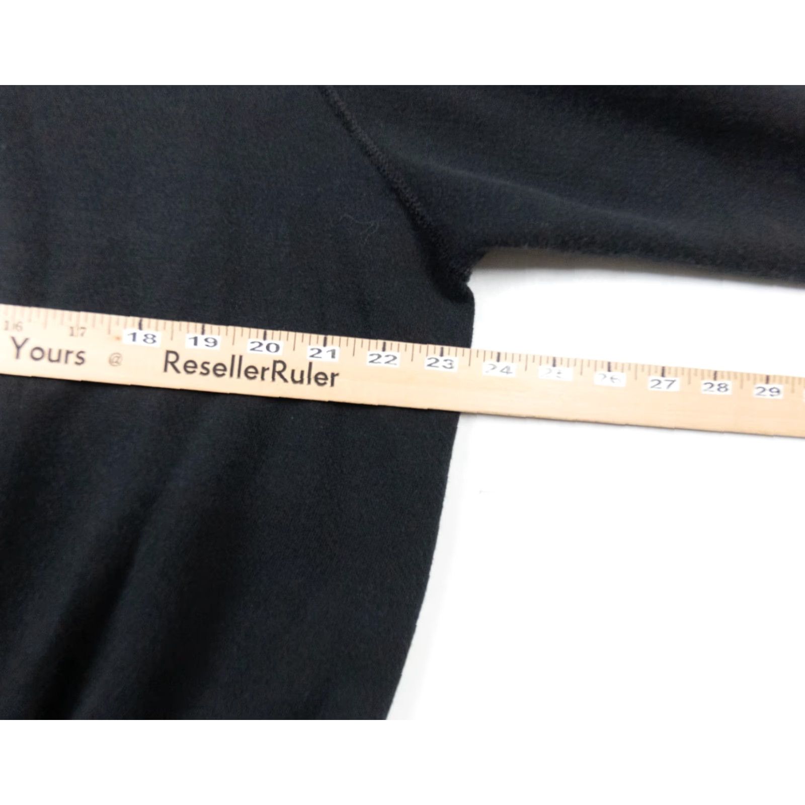 Vintage VINTAGE Bassett-Walker Sweatshirt Shirt Adult Large Black Eagle River Wisconsin 90s Logo Mens Size US L / EU 52-54 / 3 - 7 Thumbnail