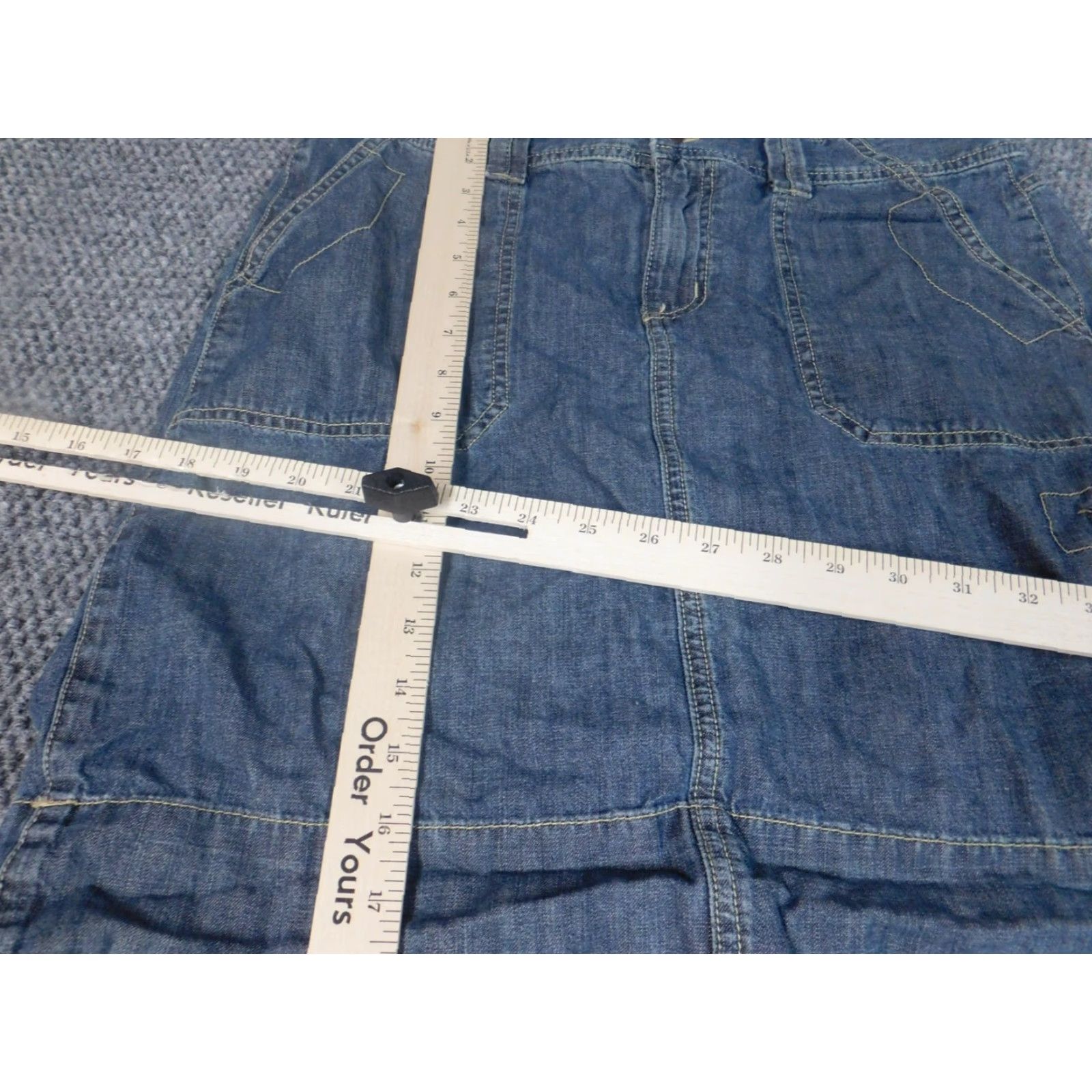 Vintage GH Bass & Co Womens Skirt A-Line Long Denim Blue 6 Regular Cotton Denim Solid Ruffle Zip Casual Designer Flower Lined Vintage No Rise Information? Size 28" / US 6 / IT 42 - 5 Thumbnail