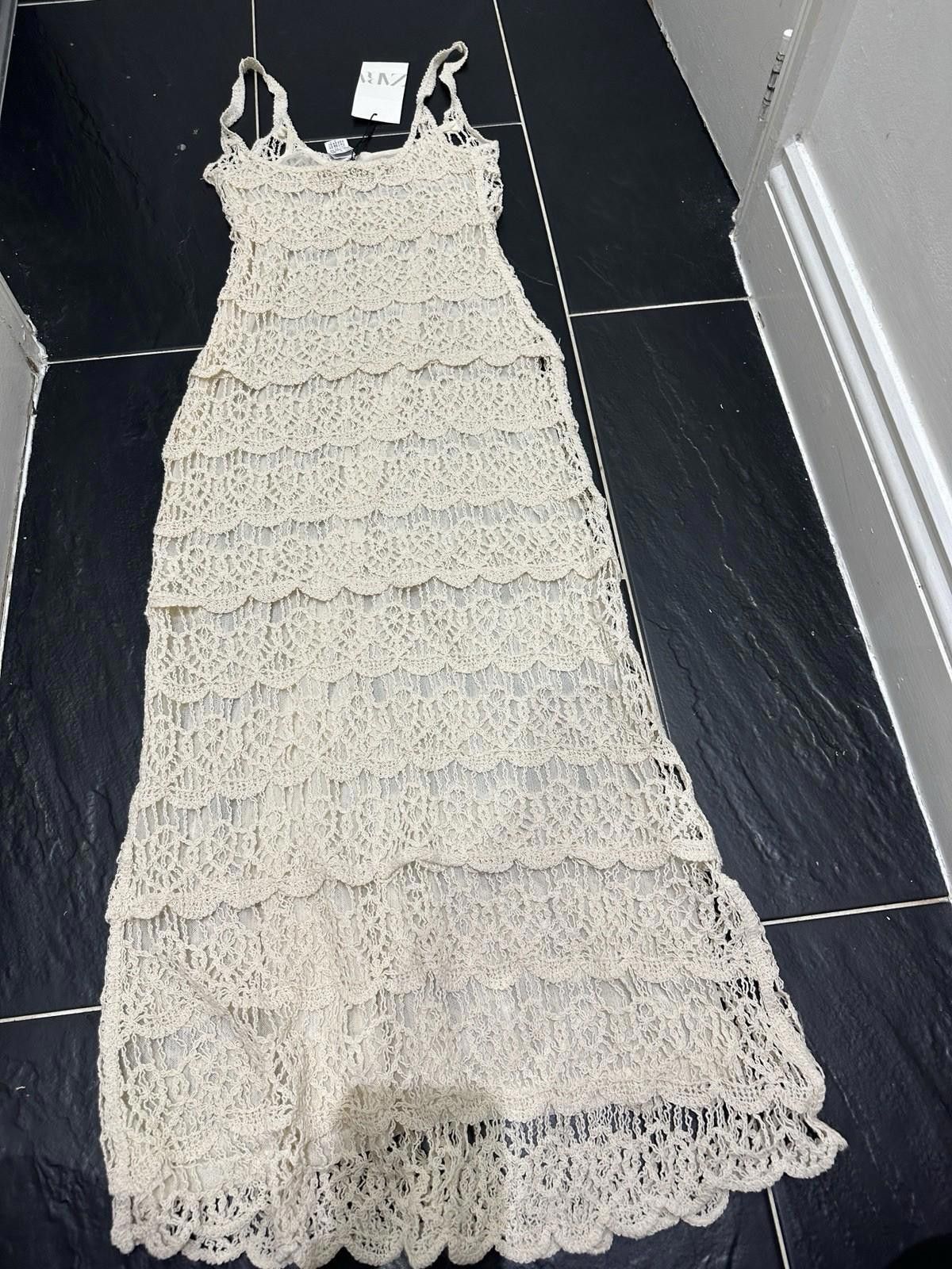 Zara ZARA crochet dress with straps BNWT Size S / US 4 / IT 40 - 5 Thumbnail