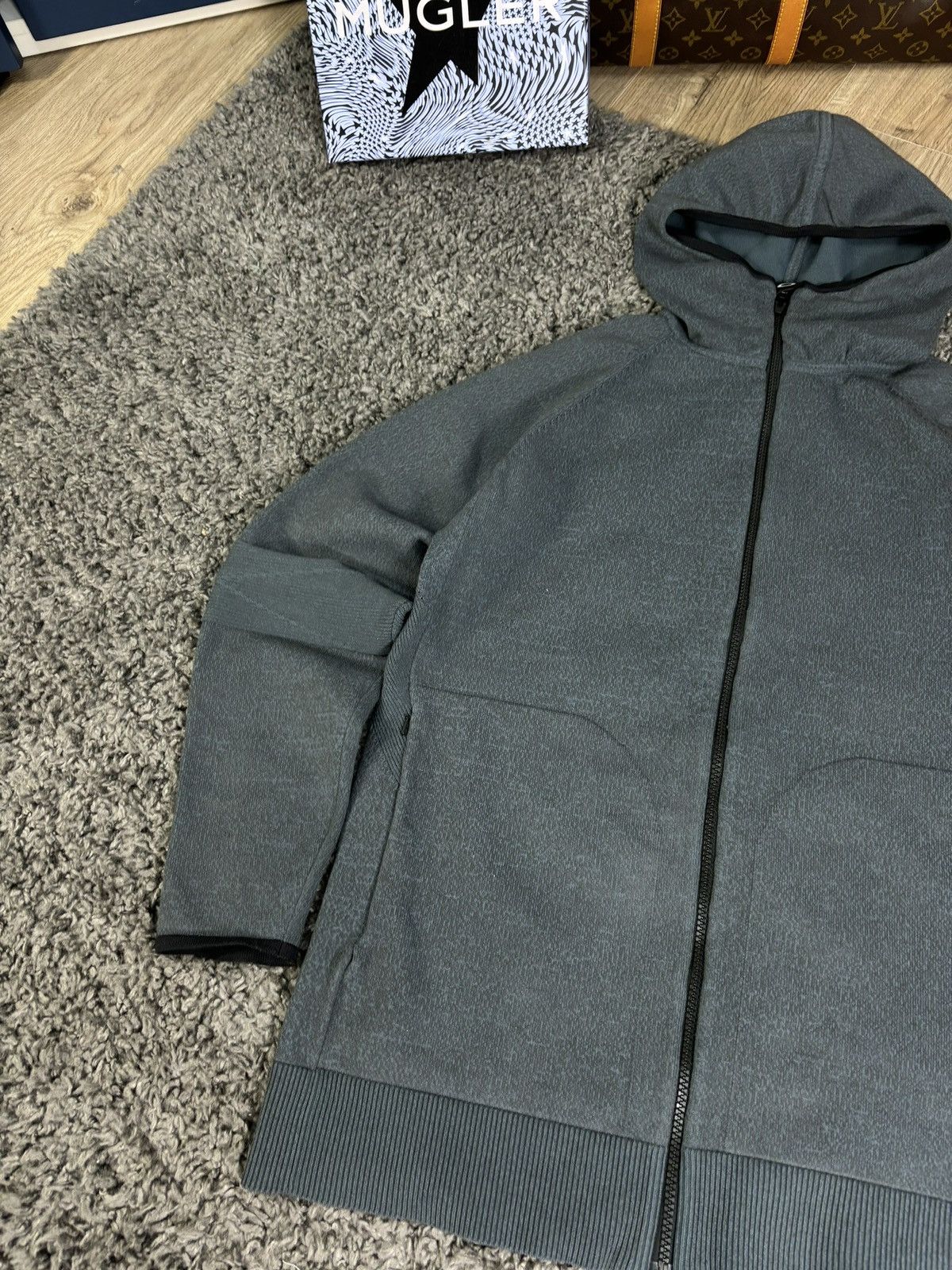 Oakley × Vintage Vintage Oakley Zip Up Jacket Softshell Gorpcore Size US M / EU 48-50 / 2 - 3 Thumbnail