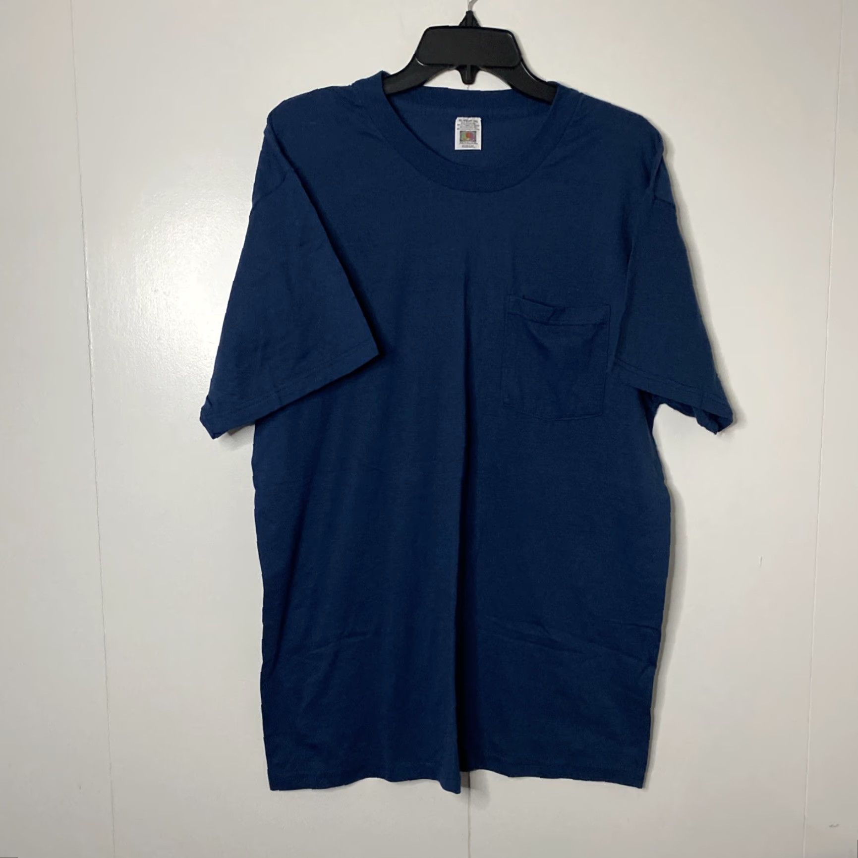 Fruit Of The Loom VINTAGE Fruit of the Loom T-Shirt Navy Blue XL Pocket 90s Men Size US XL / EU 56 / 4 - 5 Thumbnail