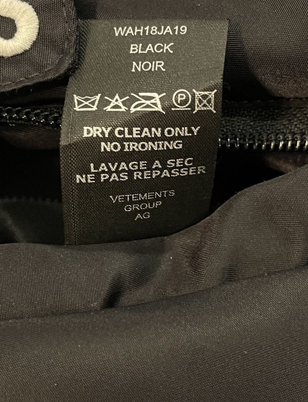 Vetements Vetements Reversible Police Bomber Jacket Size US M / EU 48-50 / 2 - 9 Thumbnail