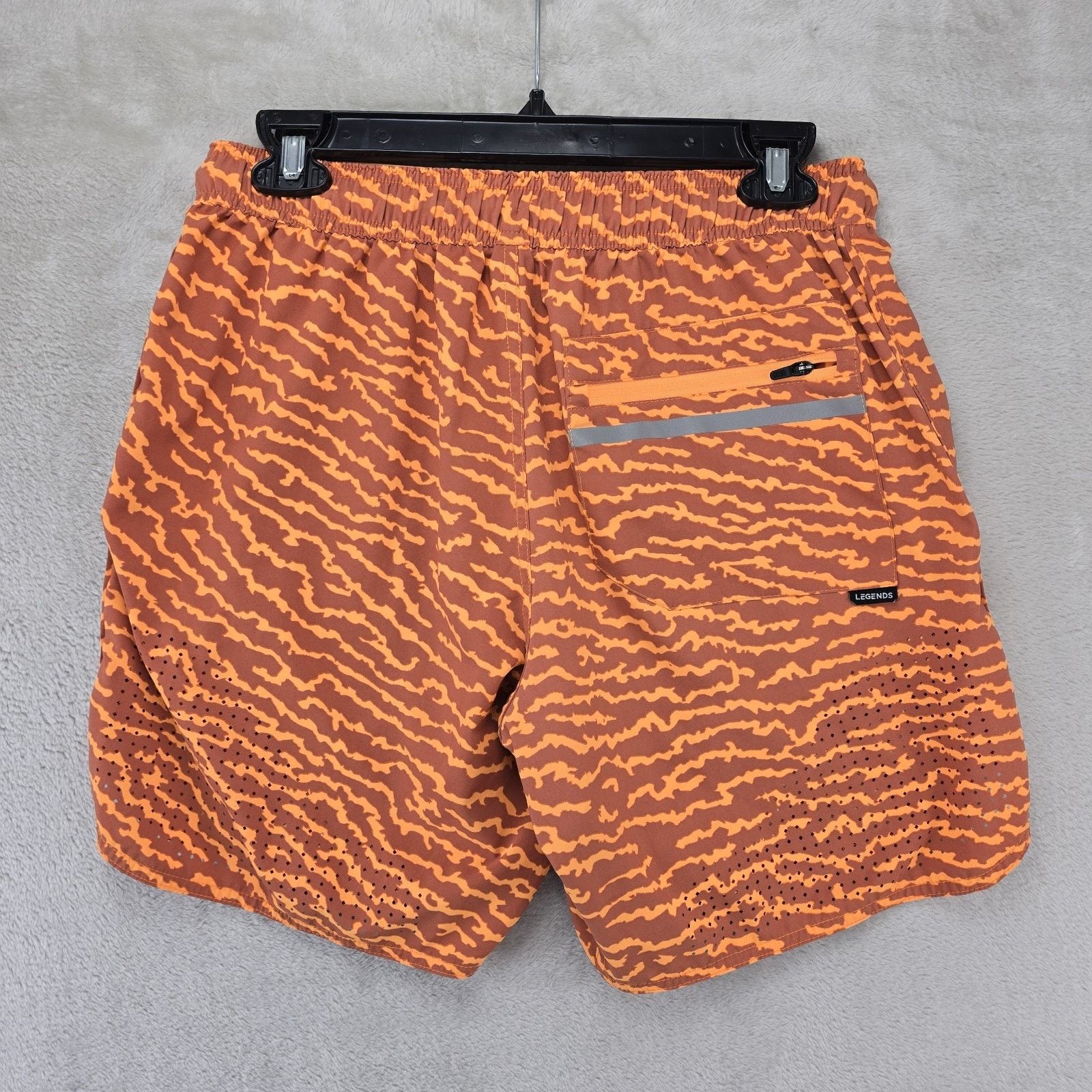 Other Legends Luka Shorts Mens Small Orange Elephant Print 7" Size US 30 / EU 46 - 6 Thumbnail