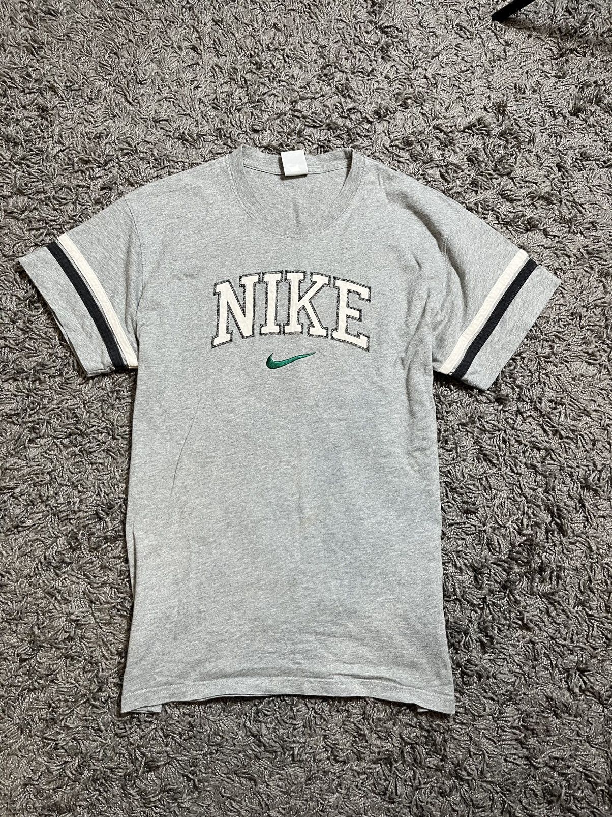 Nike × Vintage NIKE Y2K VINTAGE STYLE COTTON GREY T-SHIRT Size US M / EU 48-50 / 2 - 2 Thumbnail