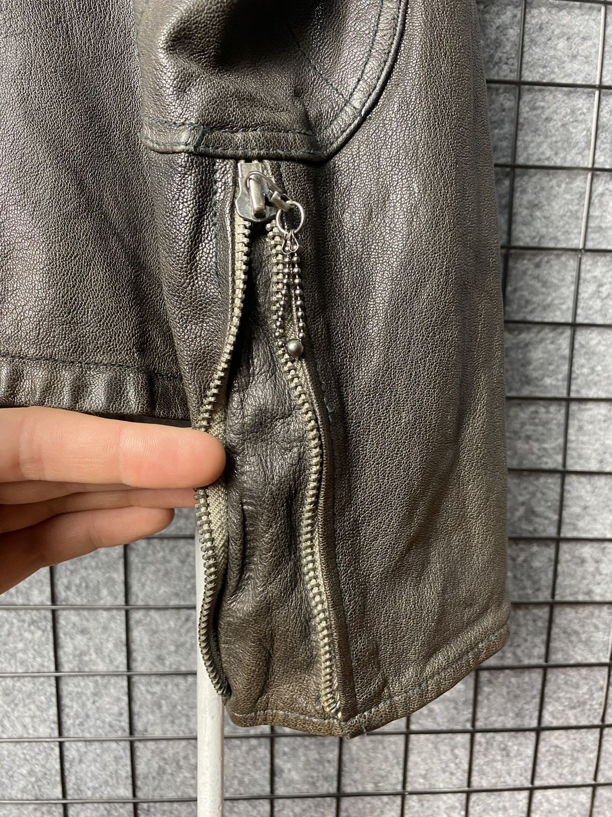 Firetrap × Genuine Leather Firetrap 2012 Genuine Leather Biker Jacket Size L Size US L / EU 52-54 / 3 - 10 Thumbnail