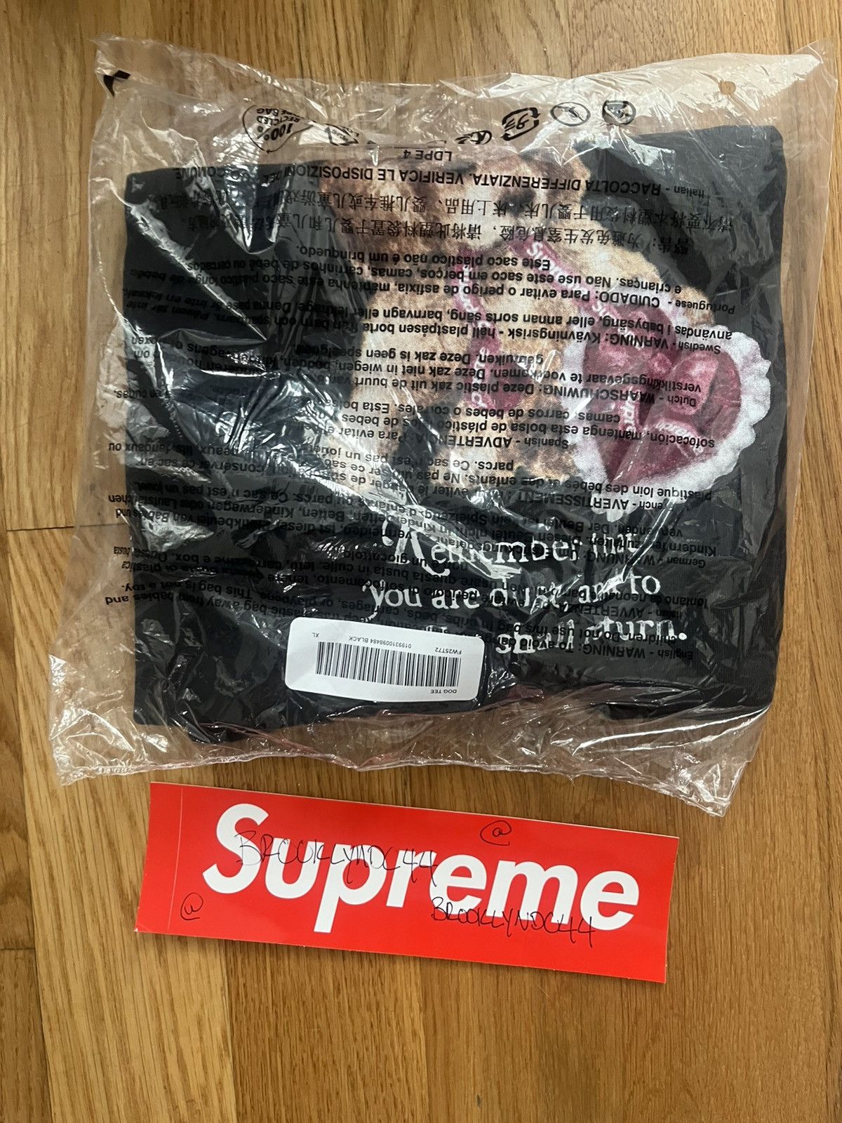 Supreme Supreme Dust Tee Black XL FW25 Size US XL / EU 56 / 4 - 1 Thumbnail