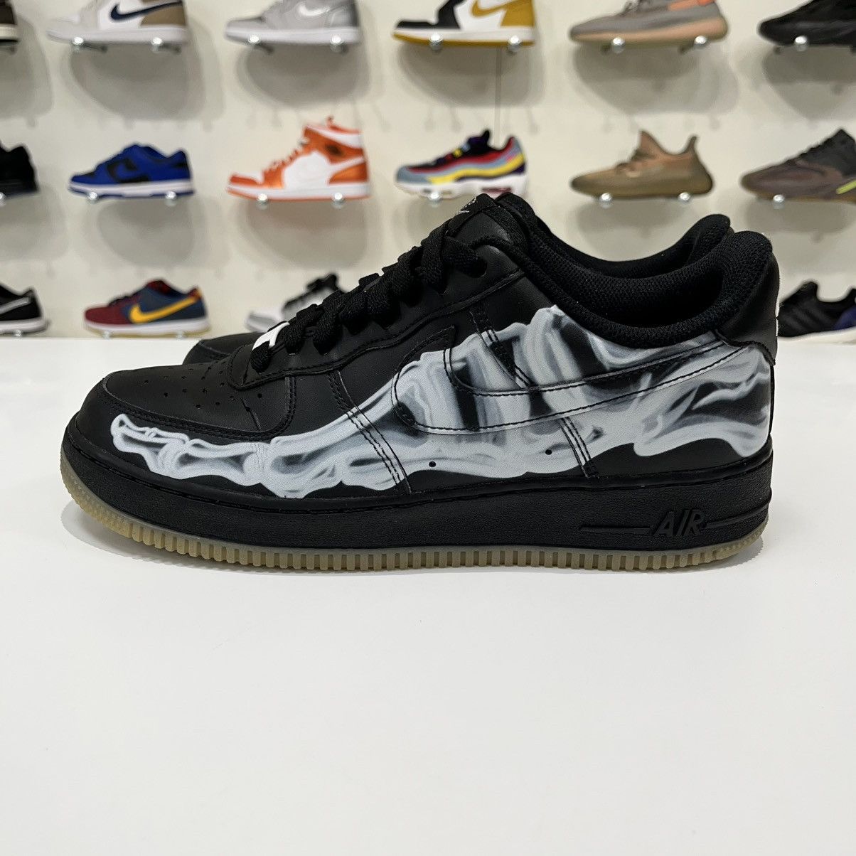 Nike Nike Air Force 1 Low Black Skeleton Halloween (2019) Size US 8.5 / EU 41-42 - 3 Thumbnail