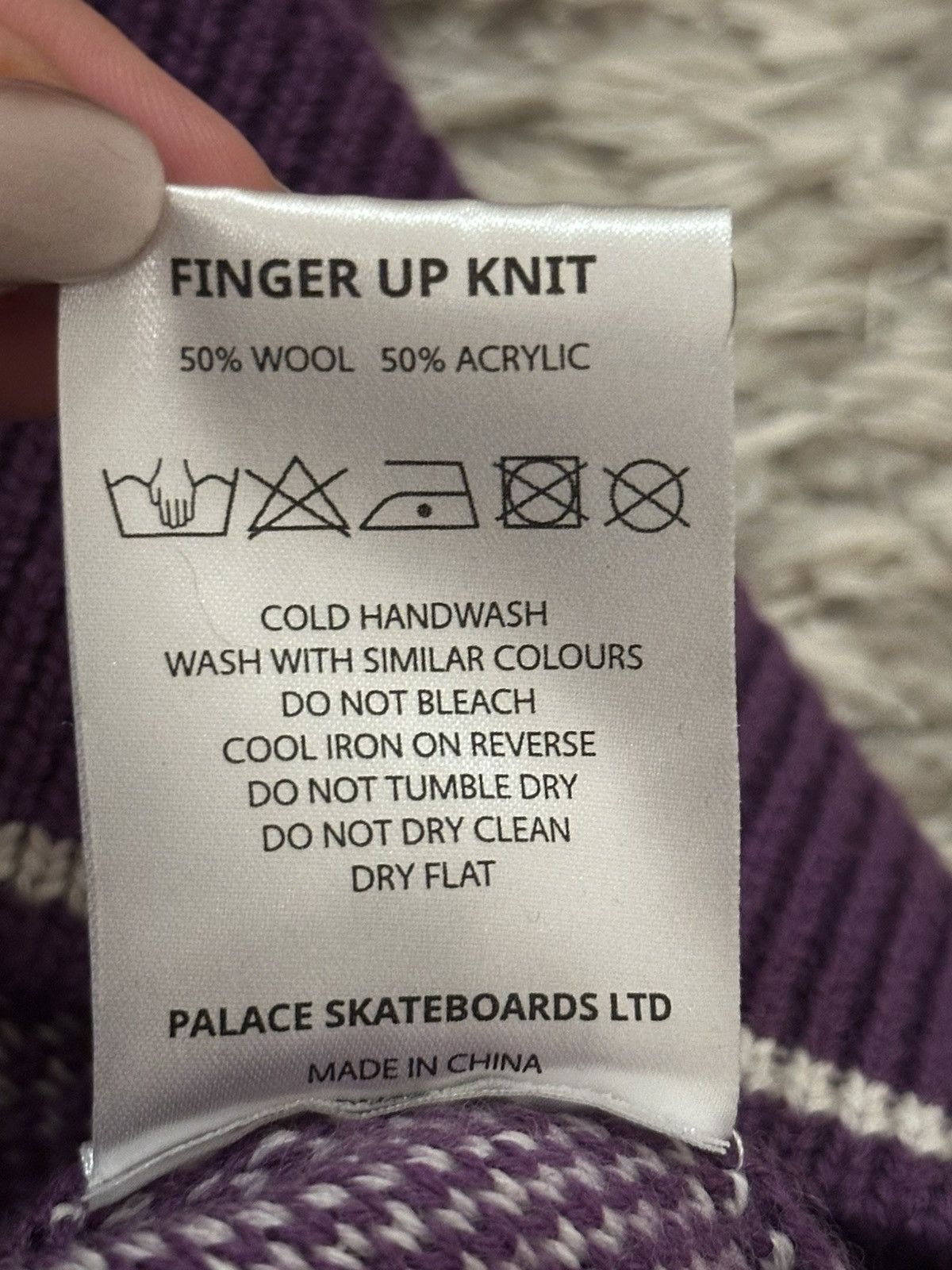 Palace Palace Finger Up Knit Purple Size US M / EU 48-50 / 2 - 6 Thumbnail