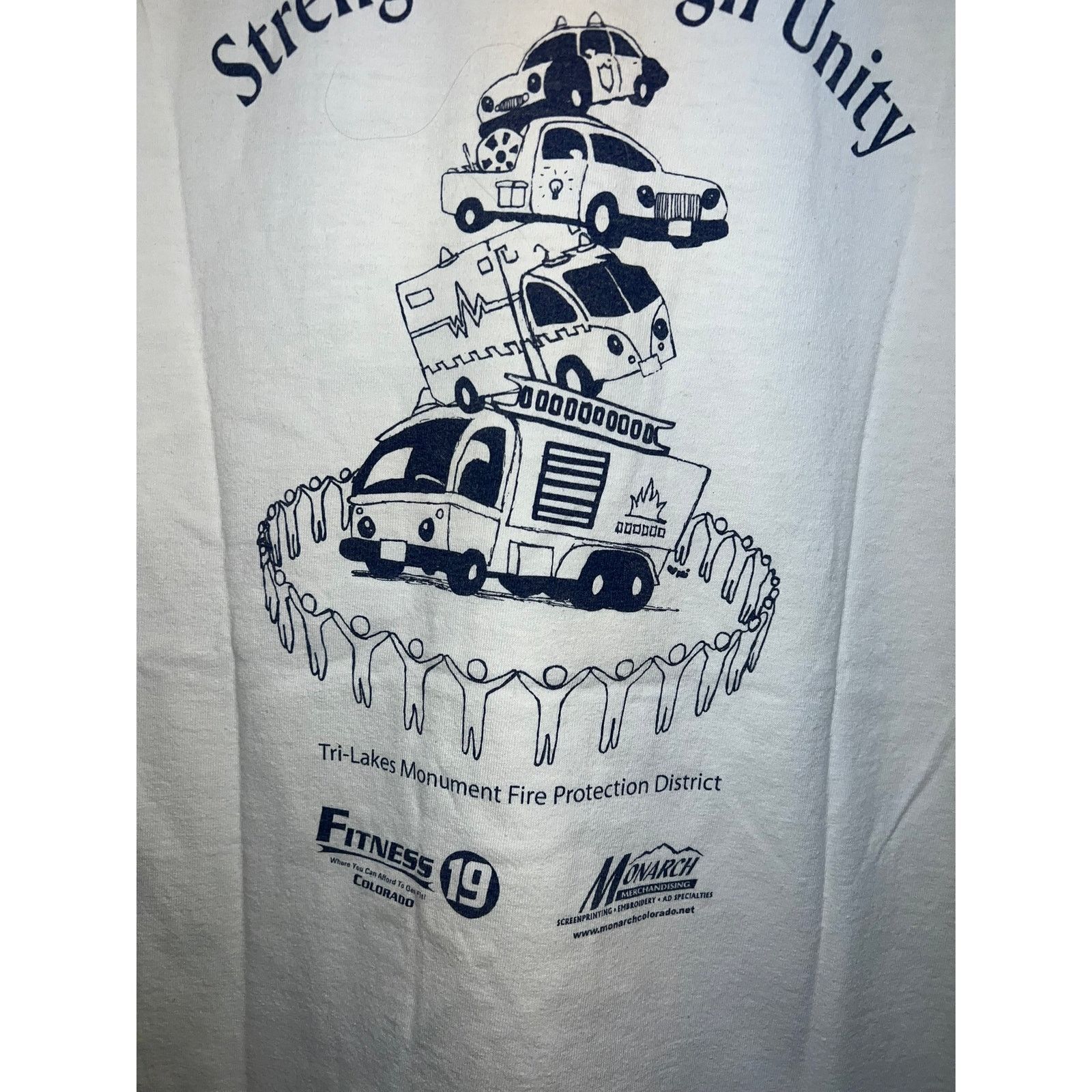 Gildan Vintage Tri Lakes Fire Shirt Department Monument District L Size US L / EU 52-54 / 3 - 8 Thumbnail