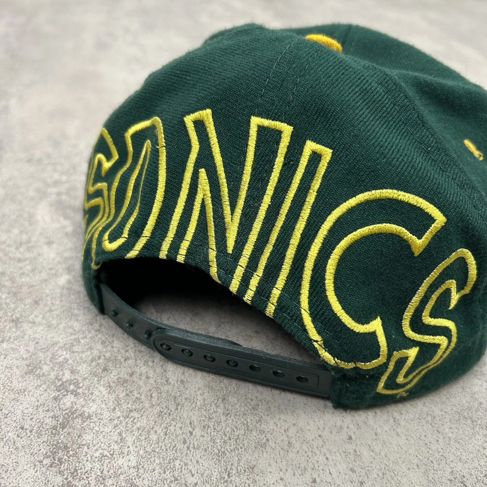NBA × Vintage SEATTLE SUPERSONICS SIGNATURE AJD MIRROR SNAPBACK SIZE FREE Size ONE SIZE - 4 Thumbnail