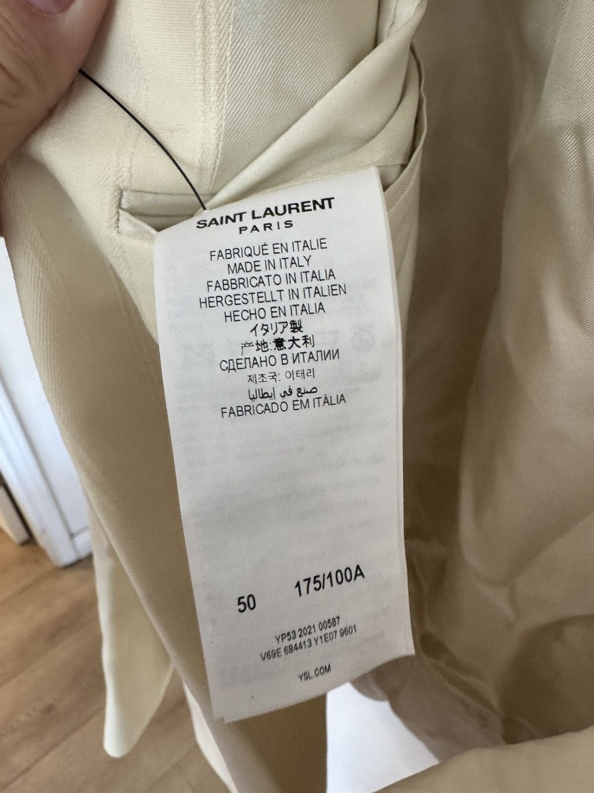 Saint Laurent Paris Ivory Cream Pleated Le Smoking Peaked lapel Size 50R - 4 Thumbnail