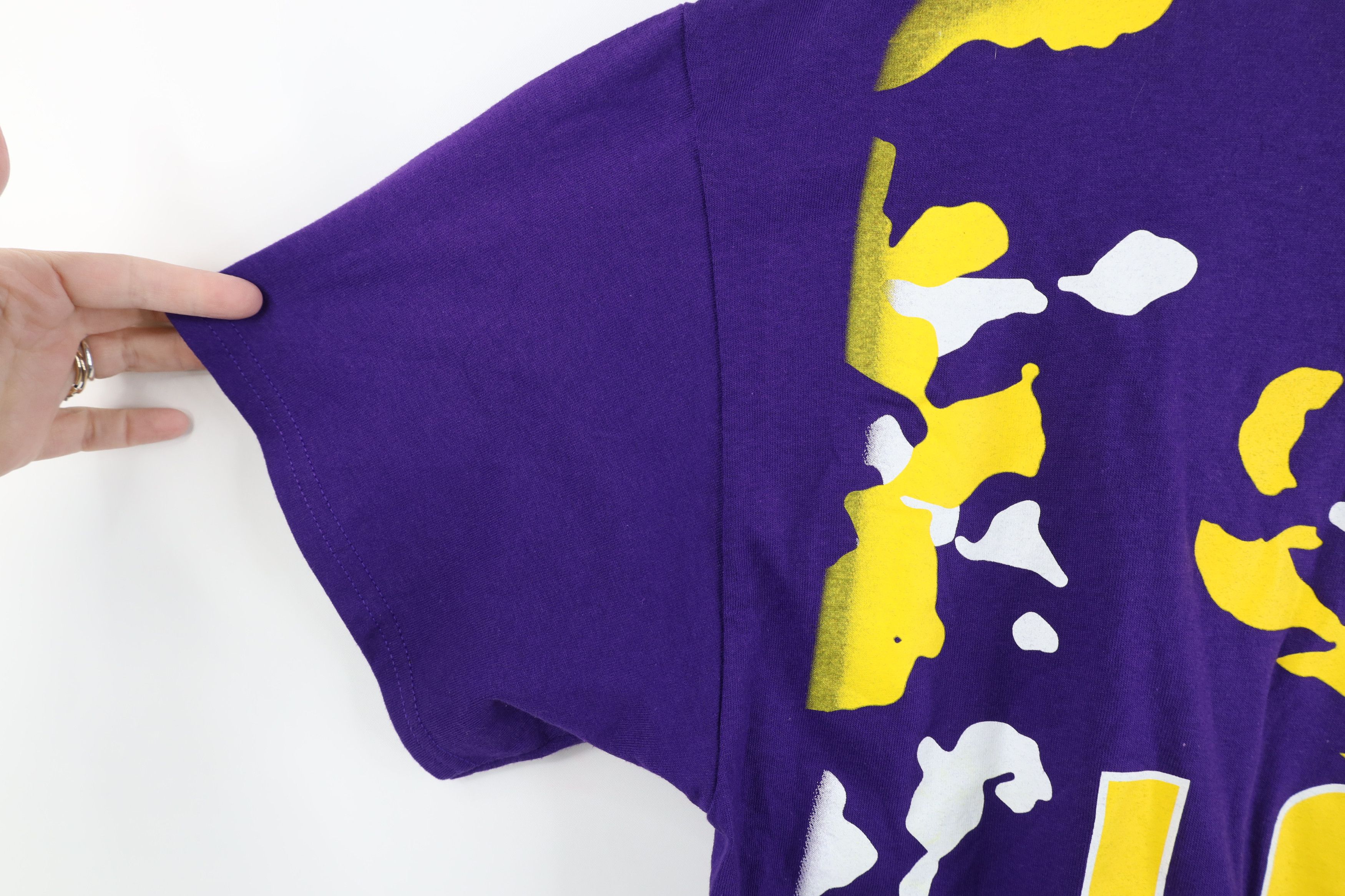 Vintage Vintage 90s Y2K Louisiana State University T-Shirt Purple Size US L / EU 52-54 / 3 - 9 Thumbnail