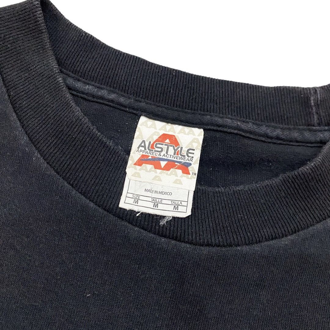 Band Tees Vintage Pink Floyd Roger Waters The Wall Tour 2010 Tshirt Size US M / EU 48-50 / 2 - 5 Thumbnail