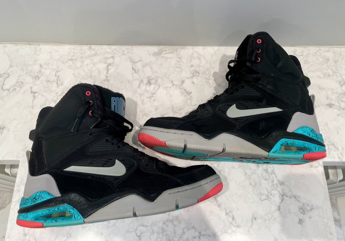 Nike Nike Air Command Force - Spurs Size US 9 / EU 42 - 2 Thumbnail