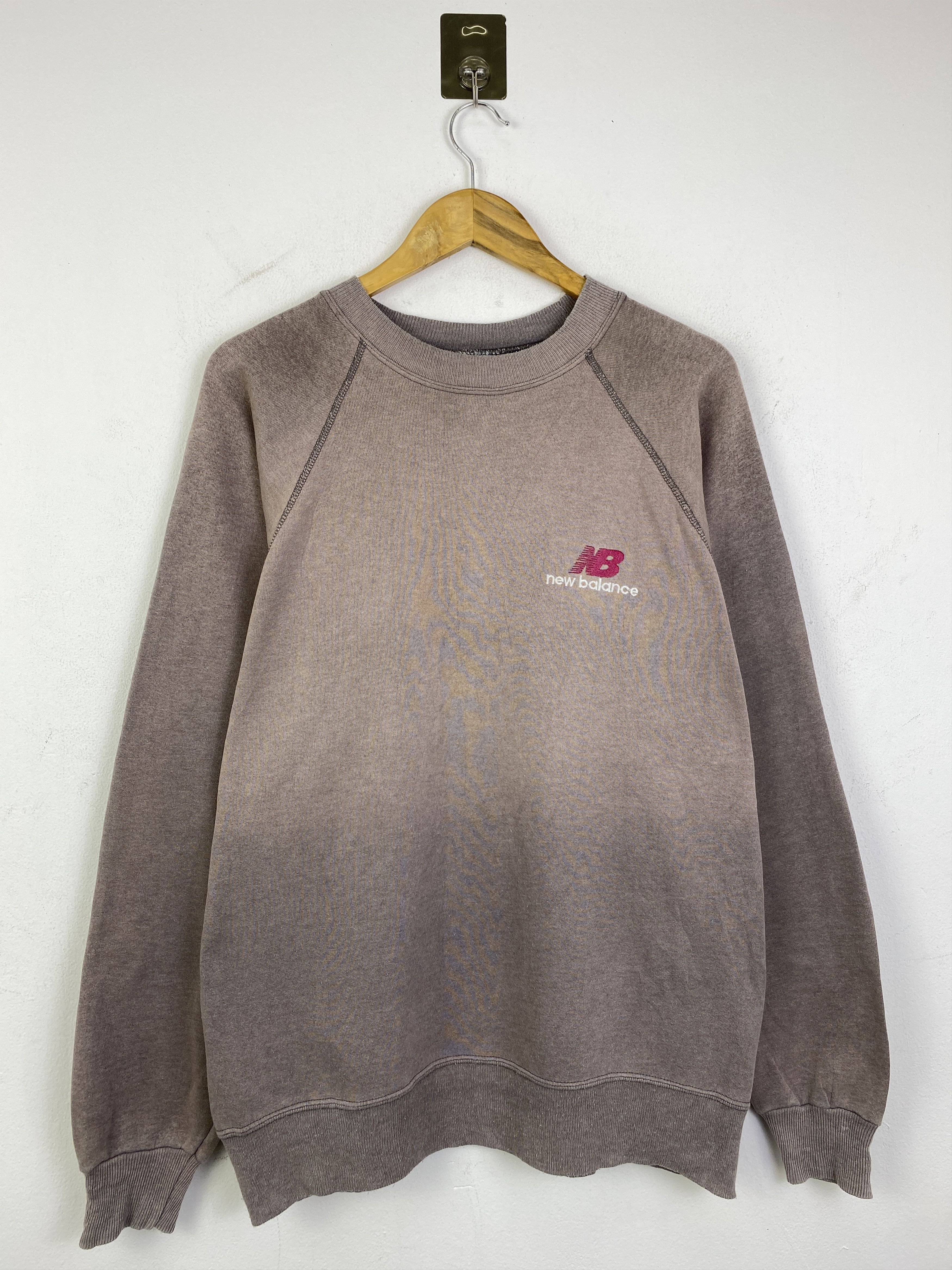 New Balance Vintage 90s New Balance Sun Faded Sweatshirt SH0246 Size US L / EU 52-54 / 3 - 1 Thumbnail
