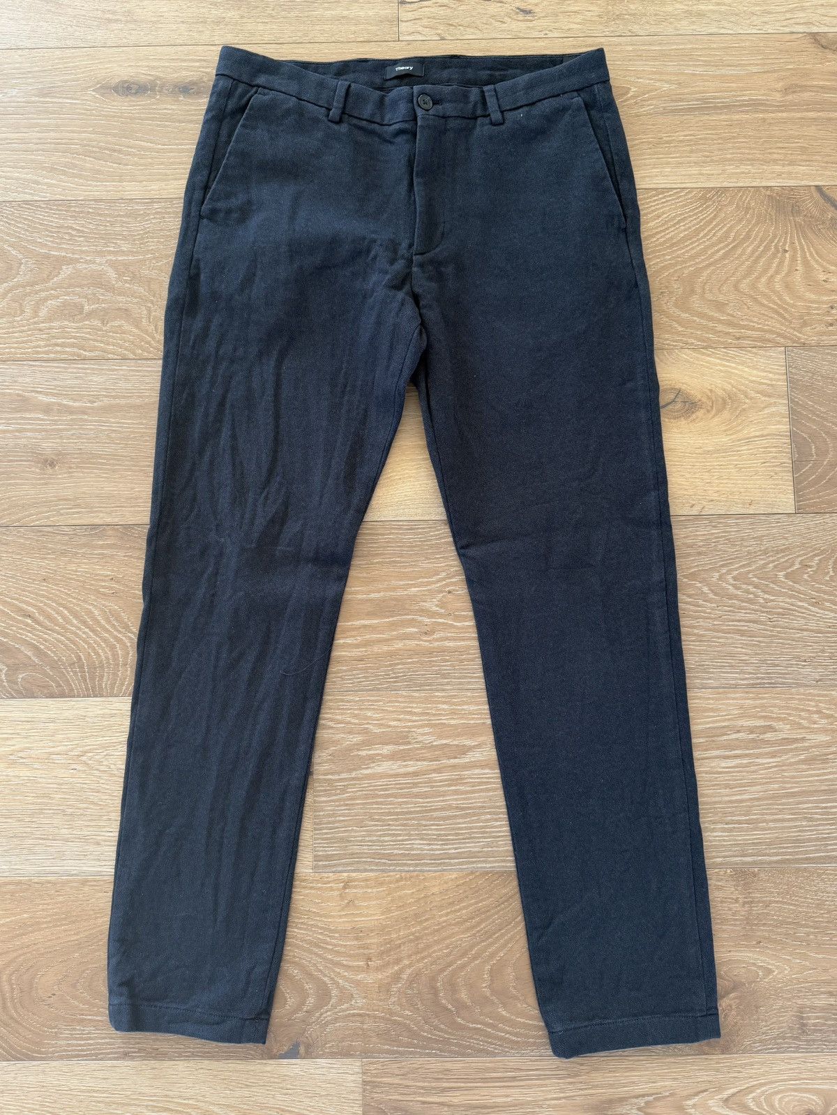 Theory Theory Chinos Textured Dark Grey Casual Pants Men’s Size 34 Size US 34 / EU 50 - 1 Thumbnail