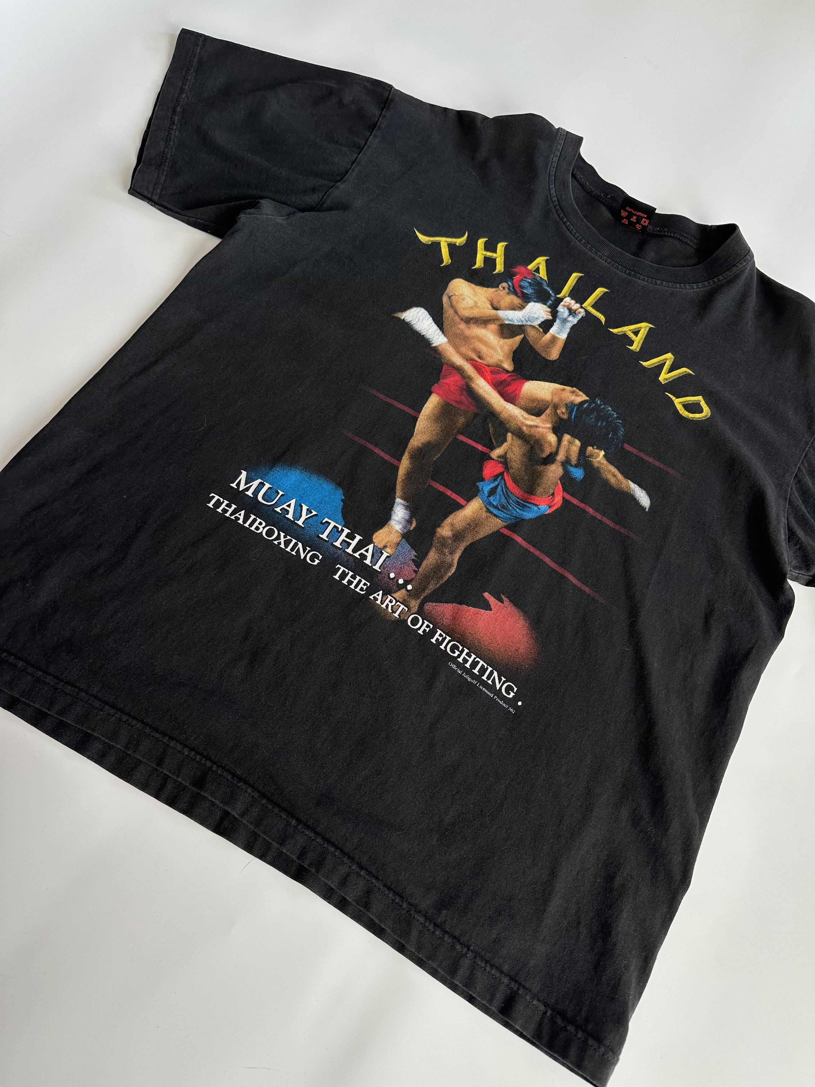 Vintage official Joligolf licensed product 562 Muay Thai graphic tee Size US L / EU 52-54 / 3 - 1 Thumbnail