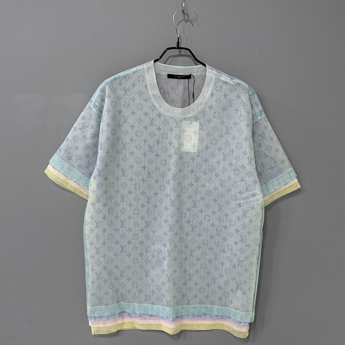 Louis Vuitton Louis Vuitton Organza Monogram Short-Sleeve Size US S / EU 44-46 / 1 - 1 Thumbnail