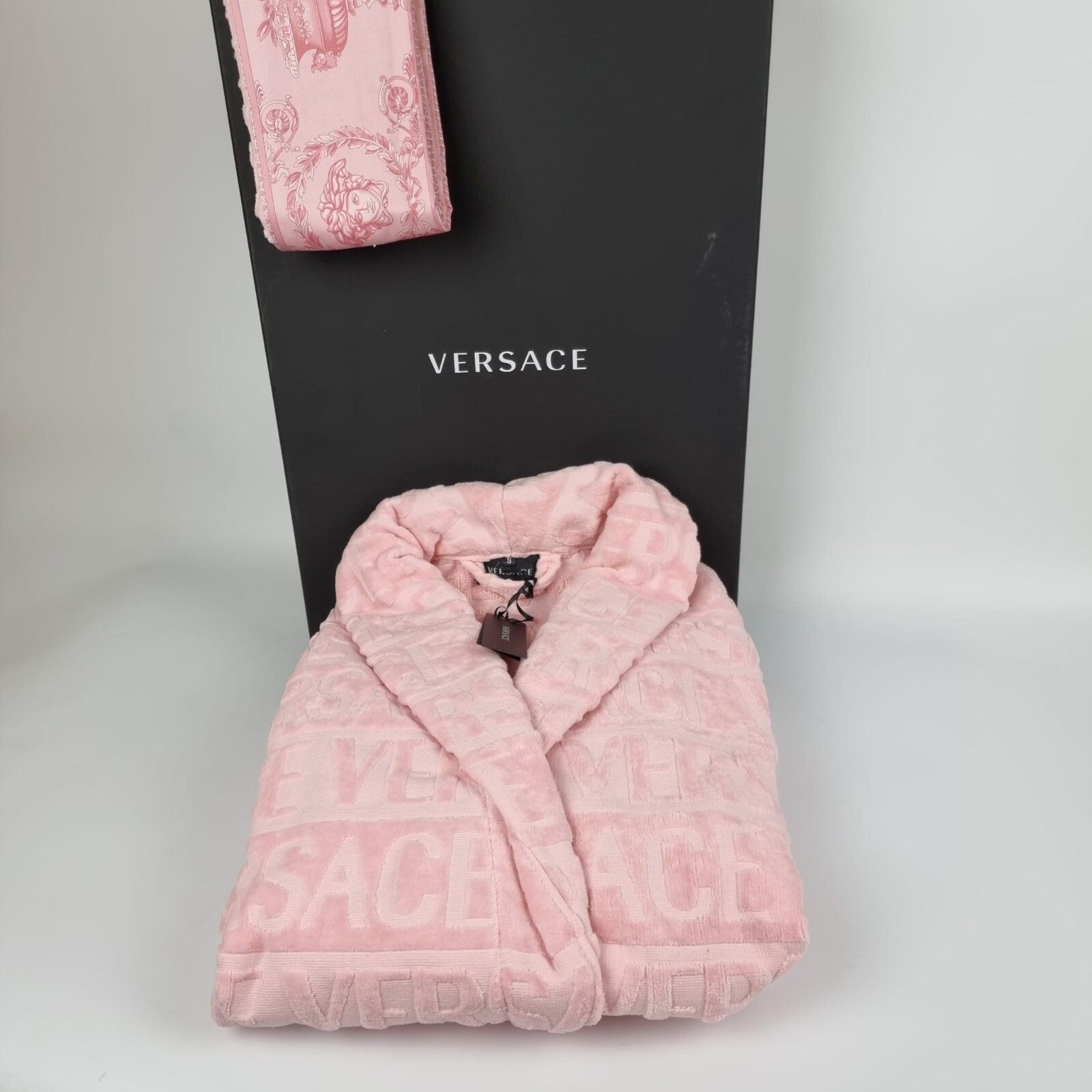 VERSACE Baroque And Greca Light Pink Long Unisex Bathrobe Ne
