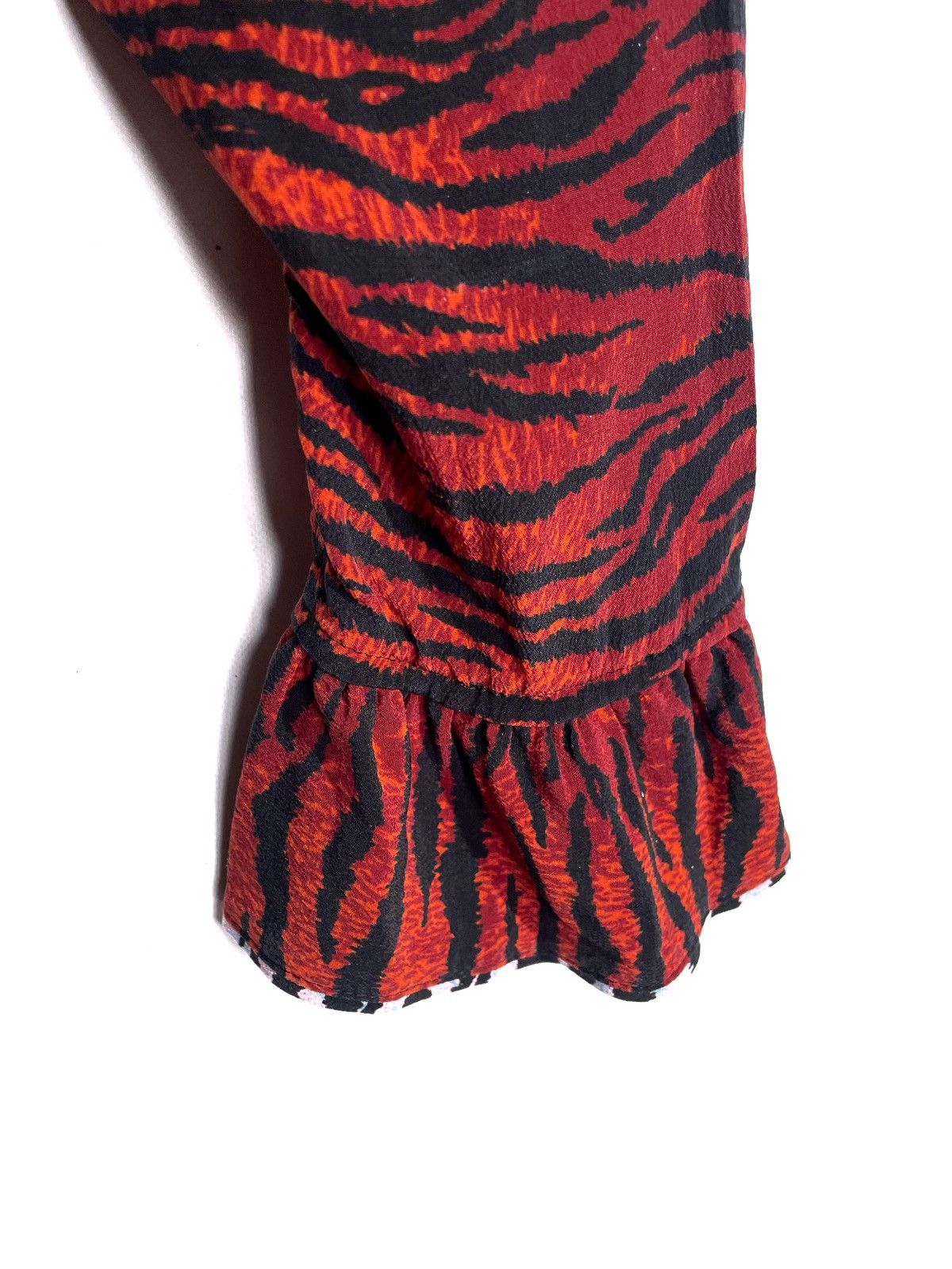 H&M × Kenzo Kenzo x HM Women Red Tiger Silk Blouse Size 36/S Size S / US 4 / IT 40 - 5 Thumbnail