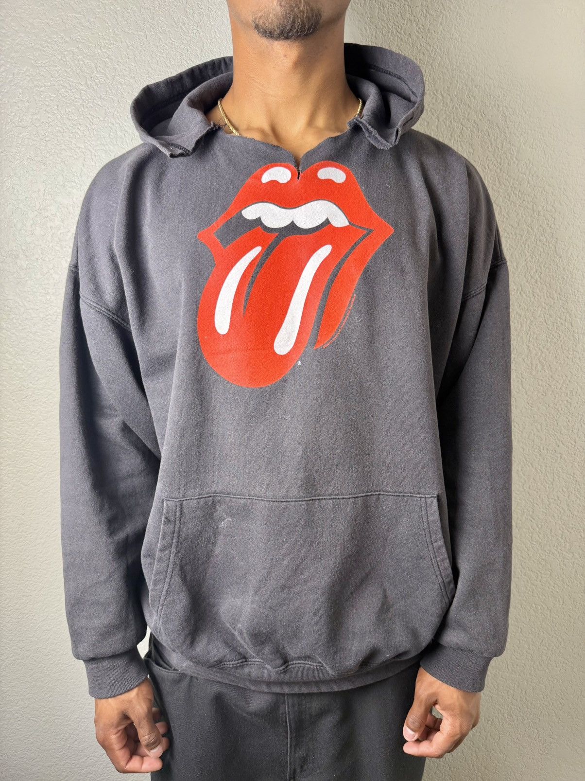 Other Vintage 2000s Rolling Stones faded Hoodie Size US XL / EU 56 / 4 - 1 Thumbnail