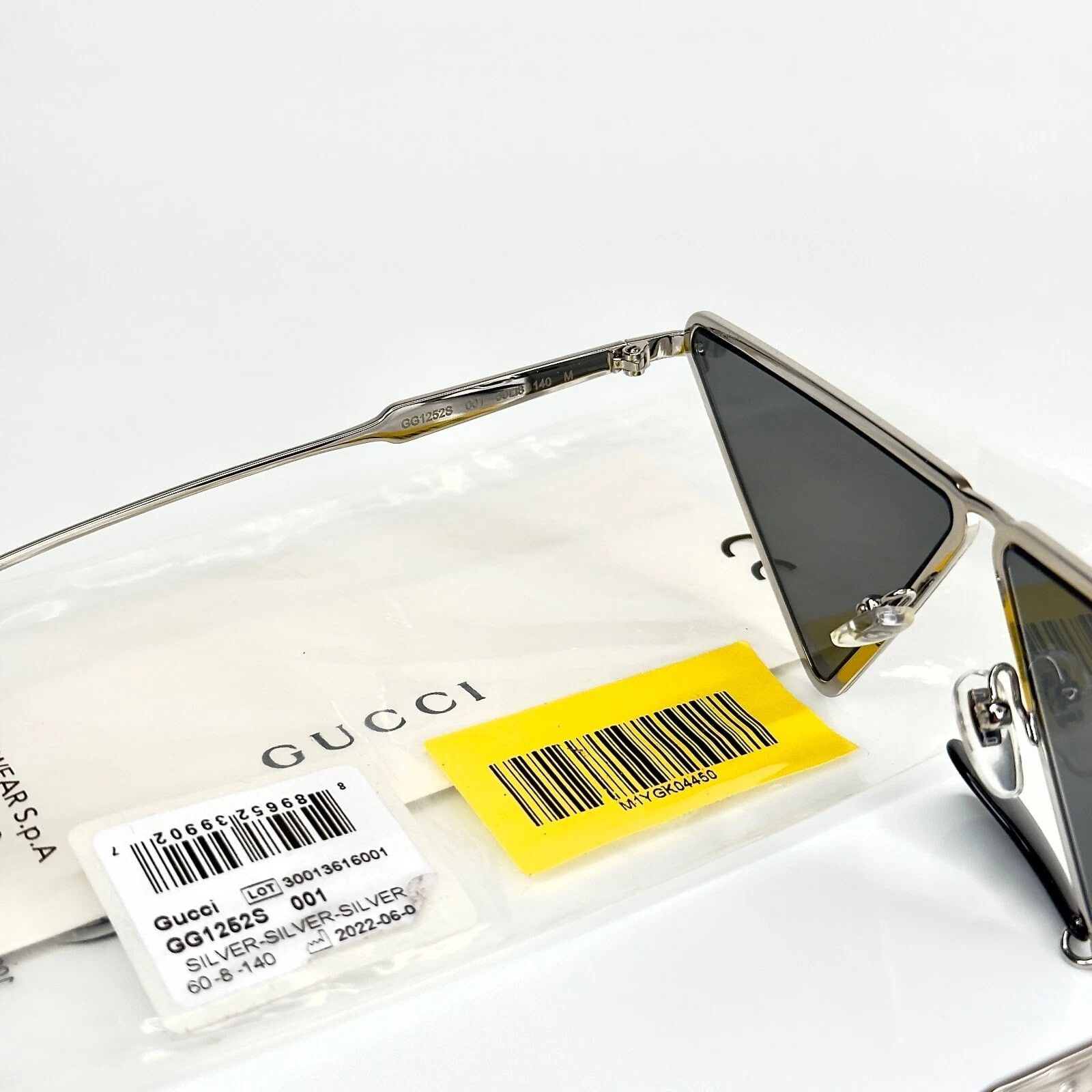 Gucci GUCCI GG1252S 1252 HOLLYWOOD FOREVER Love Parade 001 Size ONE SIZE - 6 Thumbnail